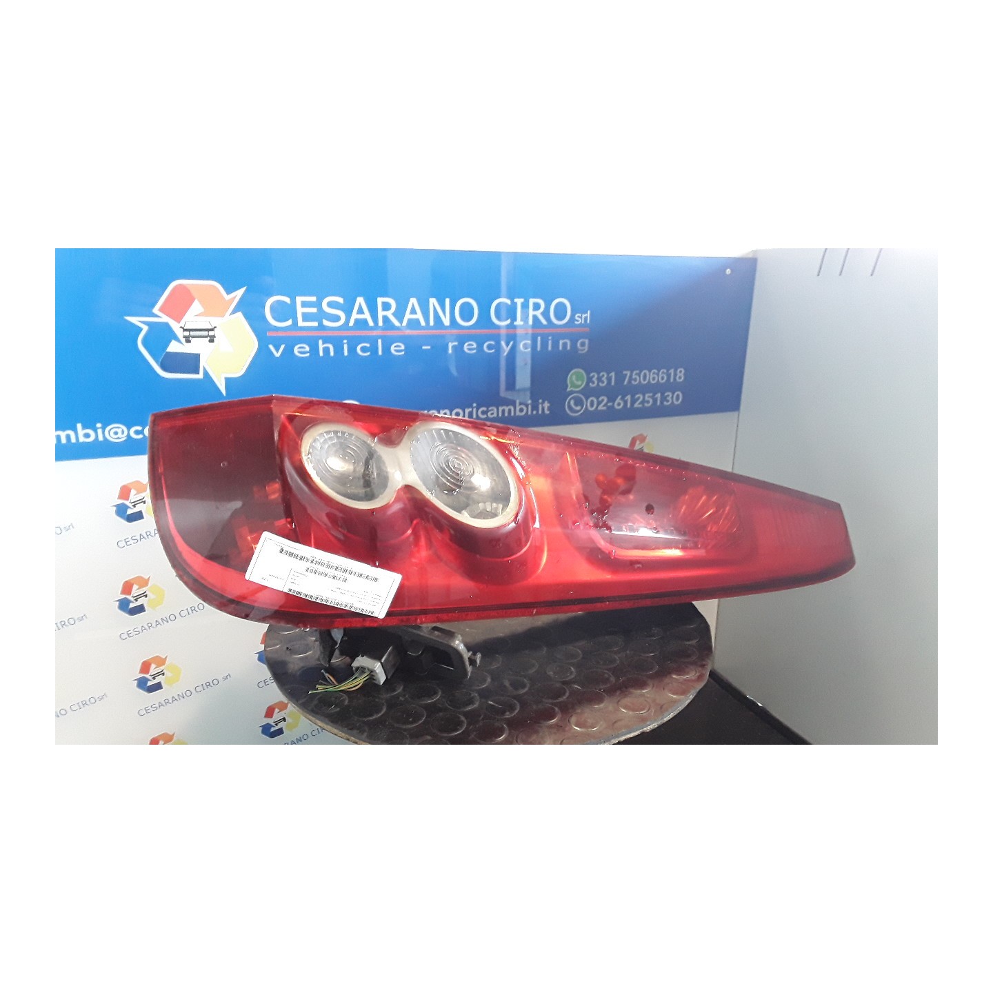 FANALE POST. DX. 073 FORD FIESTA (CBK) (12/05-12/08) F6JB 1437625