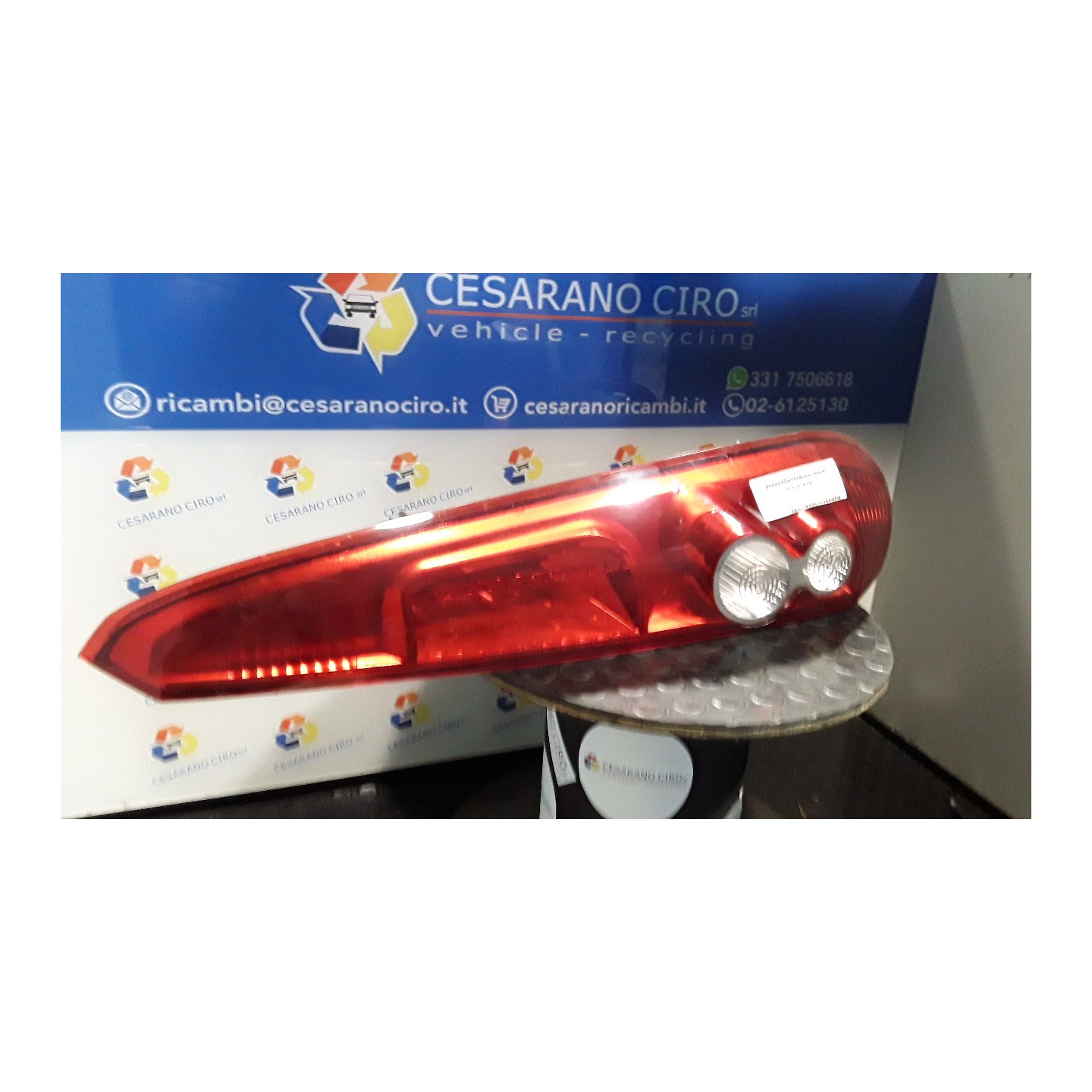 FANALE POST. DX. 101 FORD FIESTA (CBK) (12/05-12/08) FUJA 1437625
