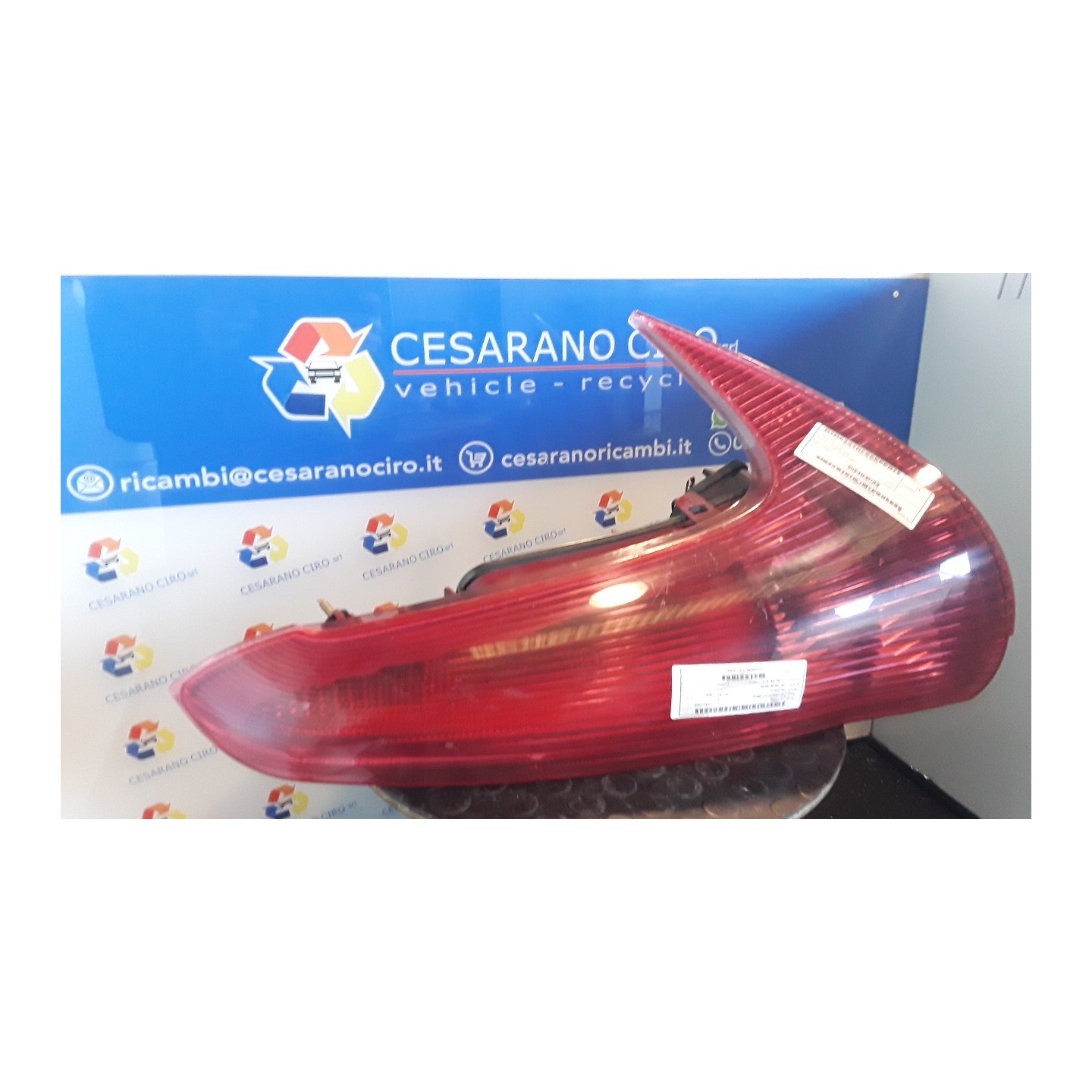 FANALE POST. DX. 048 PEUGEOT 206 (09/98-06/09) 8HX 6351R4