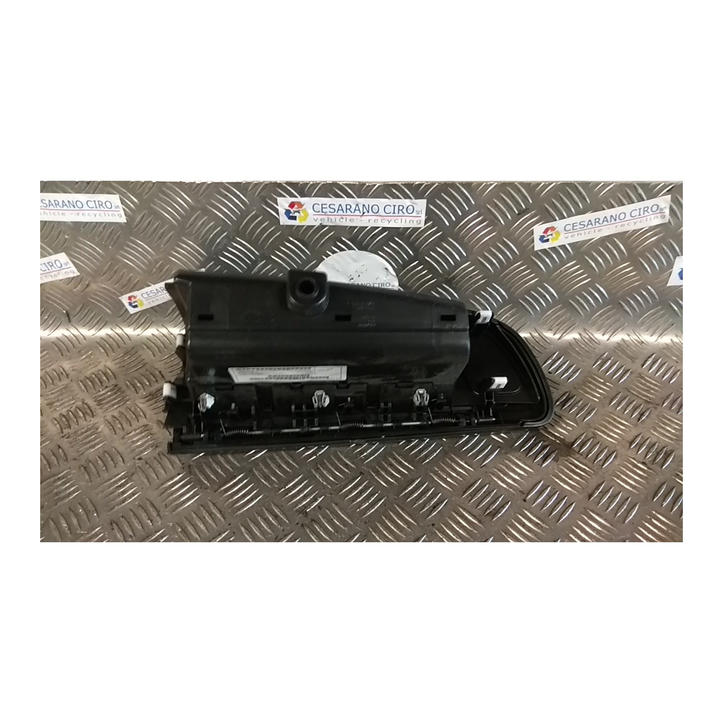 PORTAOGGETTI CRUSCOTTO 077 FIAT 500X (6X) (07/18-) 55282151 735683583