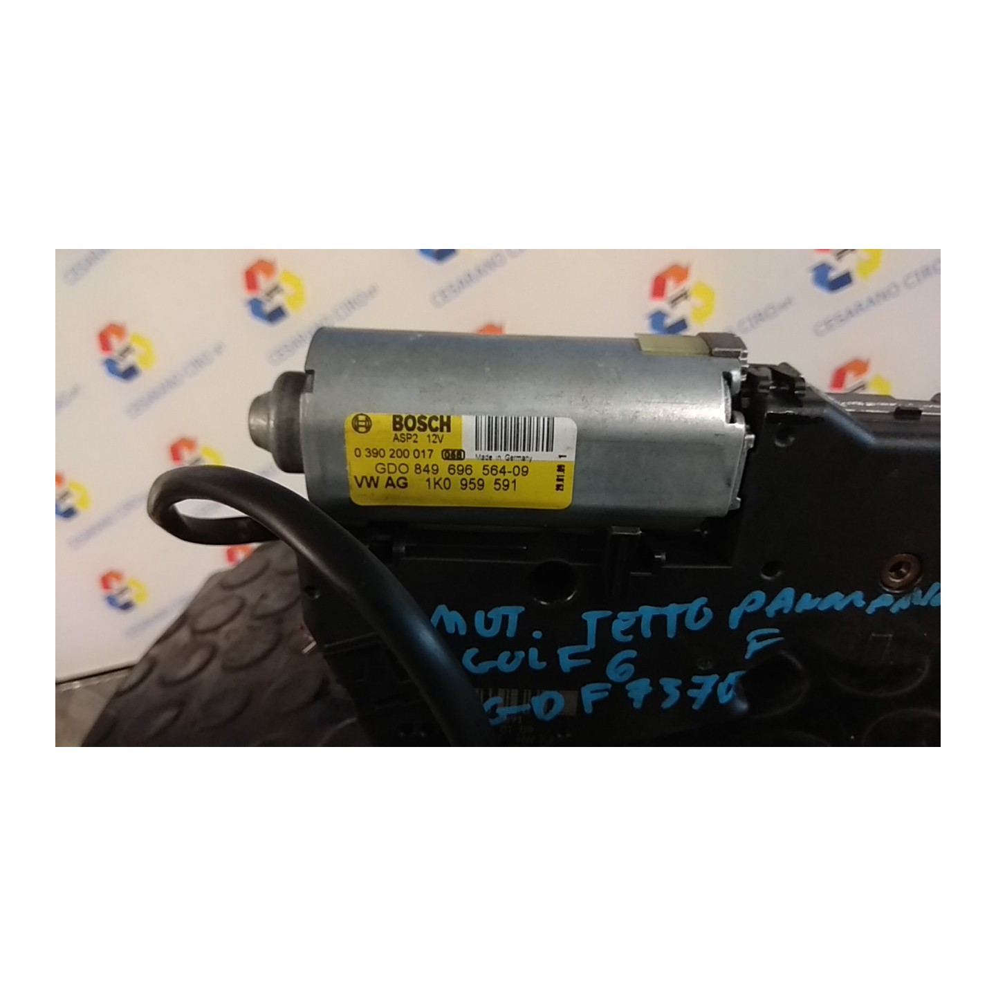 MOTORINO TETTO APRIBILE 085 VOLKSWAGEN GOLF (5K/AJ) (09/08-) CAX 1K0959591