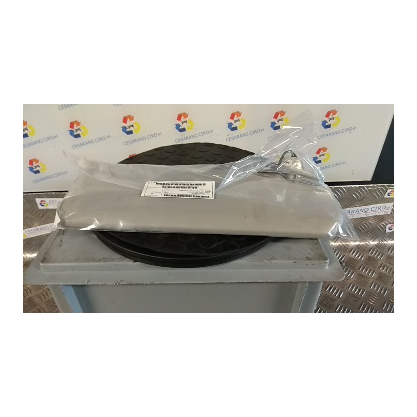 ALETTA PARASOLE PARABREZZA SX. 087 VOLKSWAGEN GOLF (5K/AJ) (09/08-) CAX 1K0857551L2F4