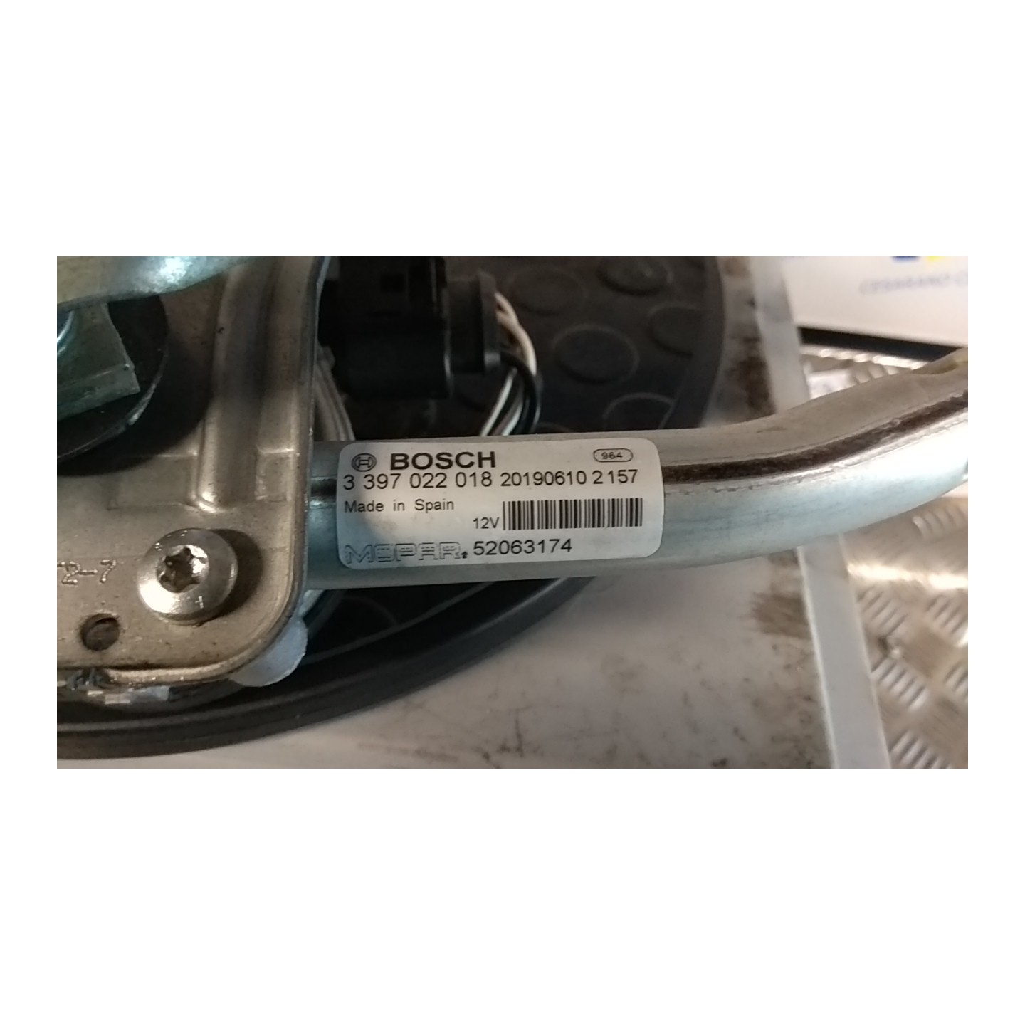 MECCANISMO TERGIPARABREZZA CON MOTORINO 093 FIAT 500X (6X) (07/18-) 55282151 52063174