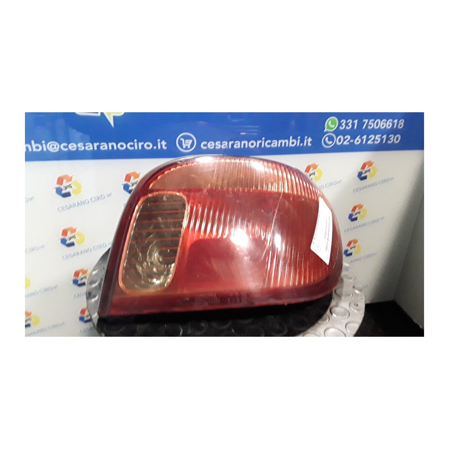 FANALE POST. DX. 030 TOYOTA YARIS (10/01-11/05)     (FRP) 1SZFE 815510D070