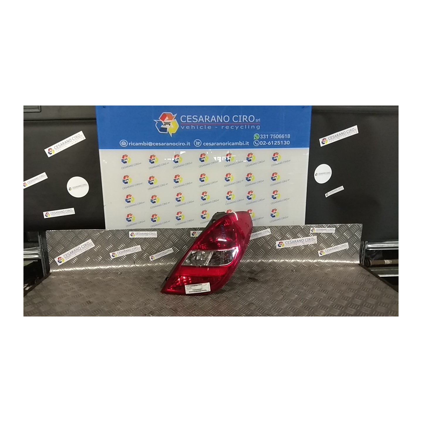 FANALE POST. DX. 006 HYUNDAI I20 (01/09-) D4FC 924201J000