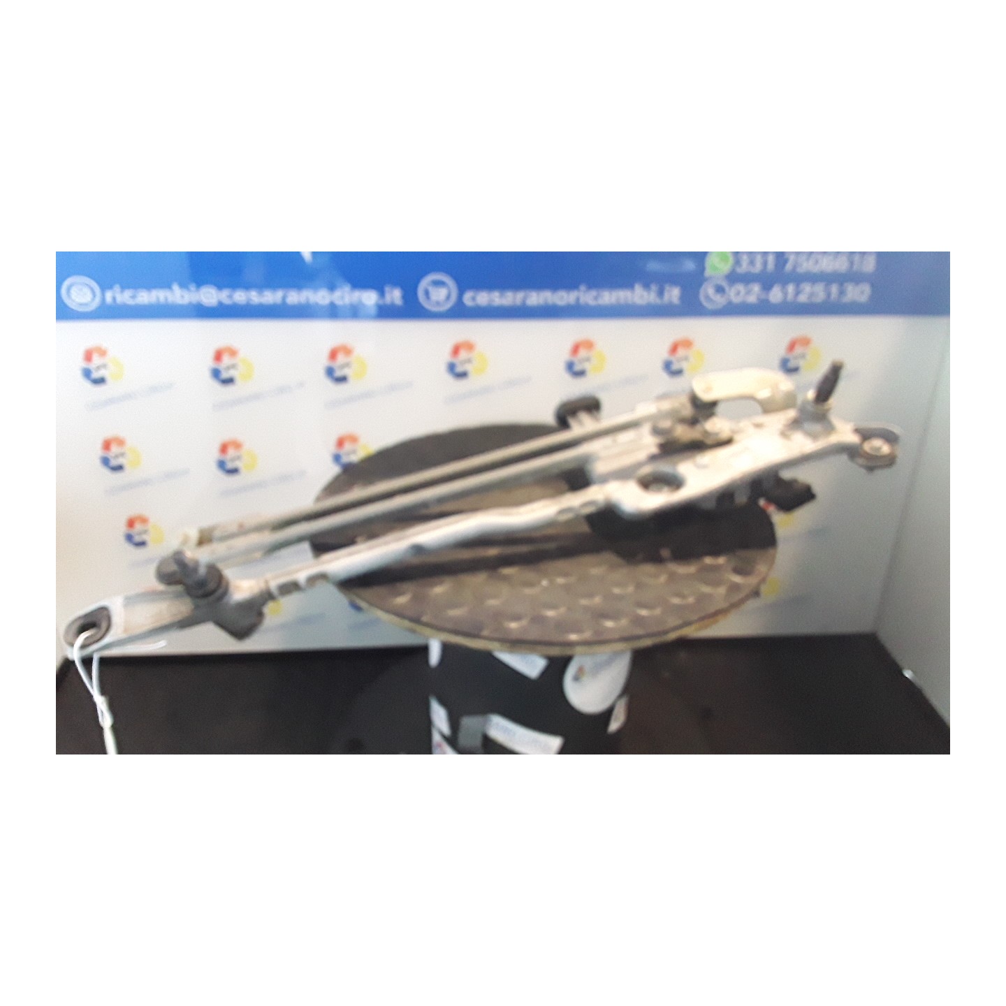 MECCANISMO TERGIPARABREZZA CON MOTORINO 045 PEUGEOT 308 (09/17-09/21) YH01 9810327980