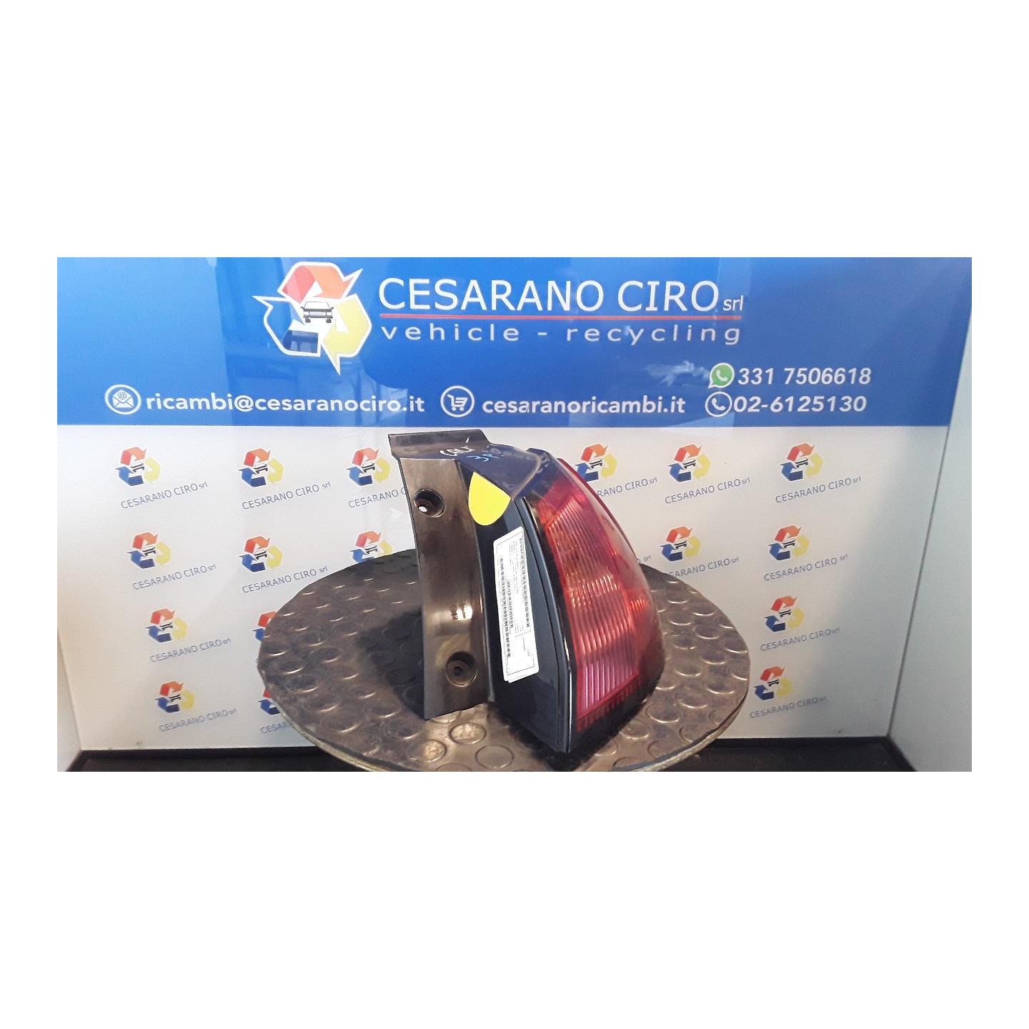 FANALE POST. PARTE EST. DX. 070 MITSUBISHI COLT 7A SERIE (06/04-12/09) 134910 MN186268