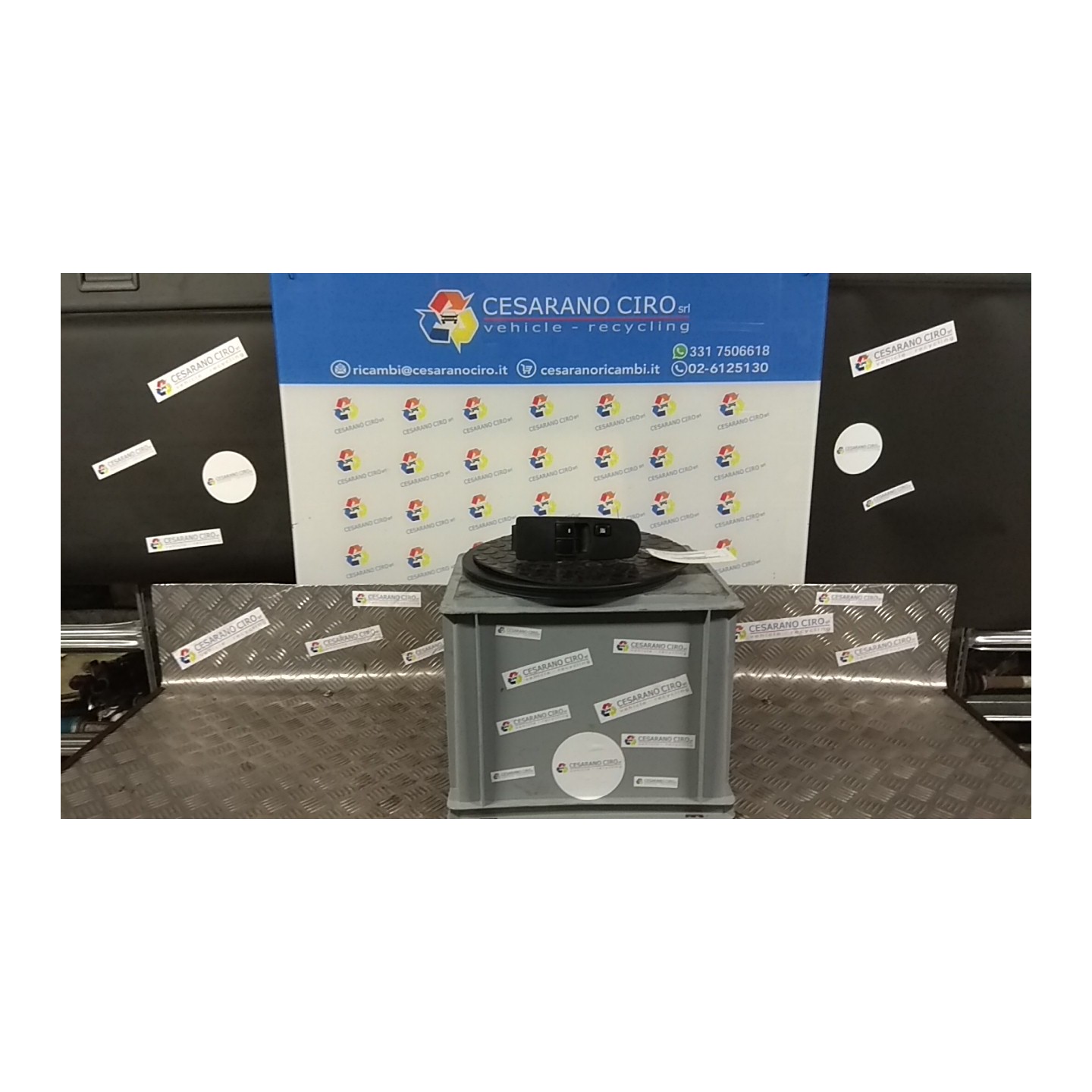 BLOCCO COMANDI ALZACRISTALLI 062 MITSUBISHI COLT 7A SERIE (06/04-12/09) 134910 MR587959