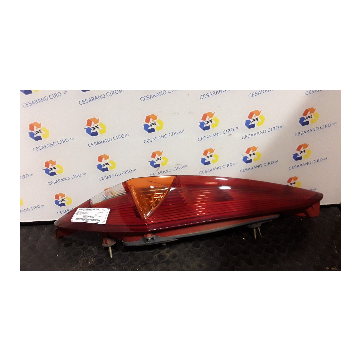 FANALE POST. DX. 221 FIAT PUNTO (1N/1P) (07/99-12/05) 188A4000 46523769