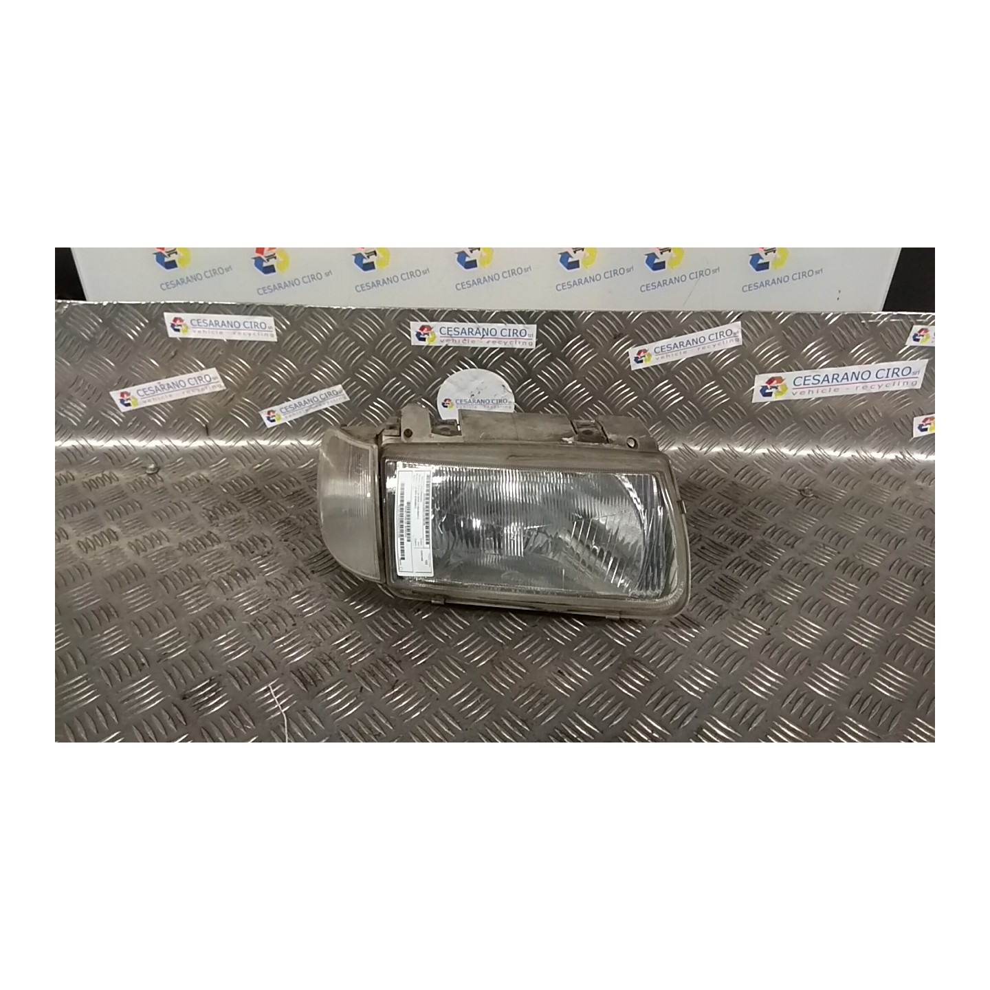 PROIETTORE SX. 196 VOLKSWAGEN POLO 3A SERIE (11/94-09/01) AEX 6N1941015