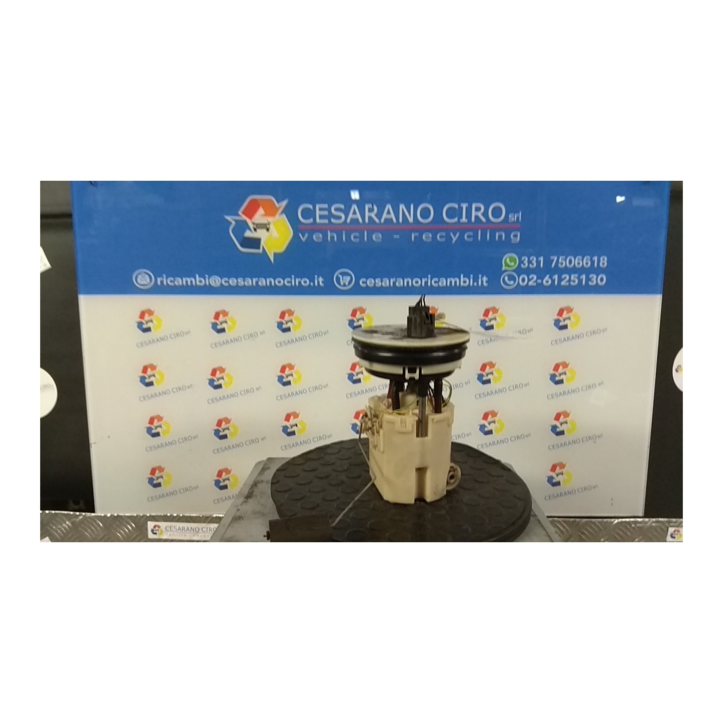 POMPA CARBURANTE C/TRASDUTTORE (GALLEGGIANTE) 273 FORD FIESTA (CB1) (09/08-10/13) SNJA 1537880