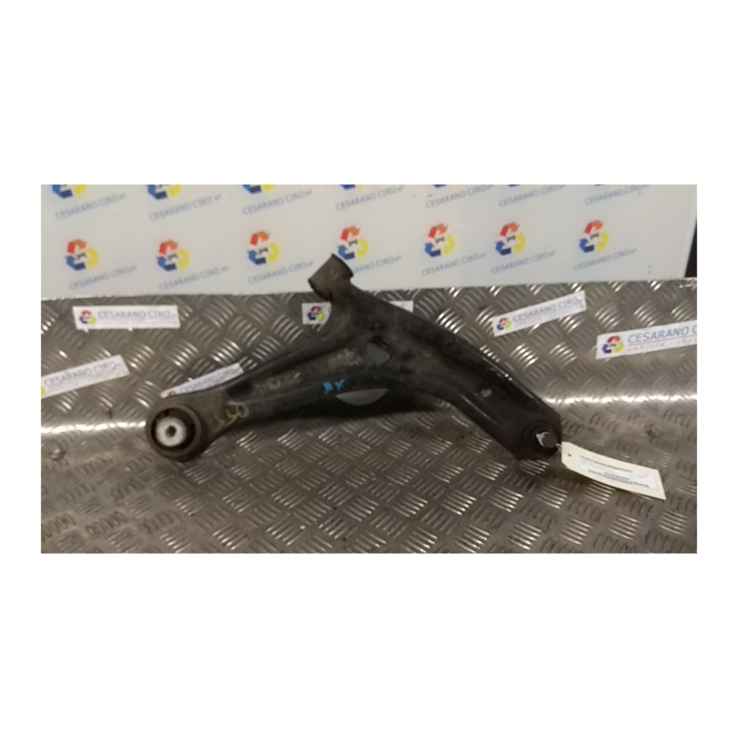 BRACCIO OSCILLANTE SOSP. ANT. DX. 013 FORD FIESTA (CB1) (09/08-10/13) SNJA 1737309
