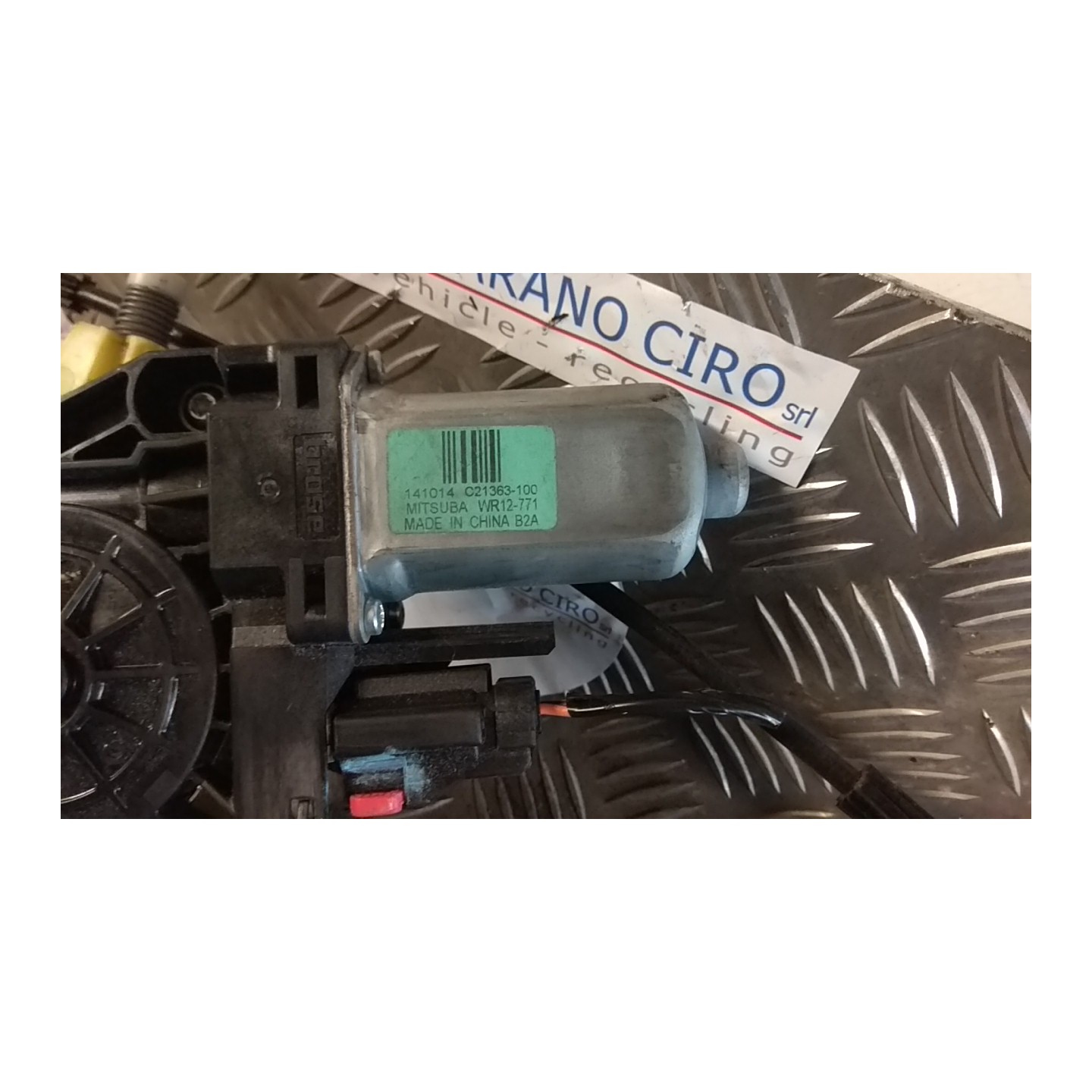 ALZACRISTALLO ELETTR. PORTA ANT. DX. 022 FIAT FREEMONT (2I) (09/14-) 939B5000 K68043734AA