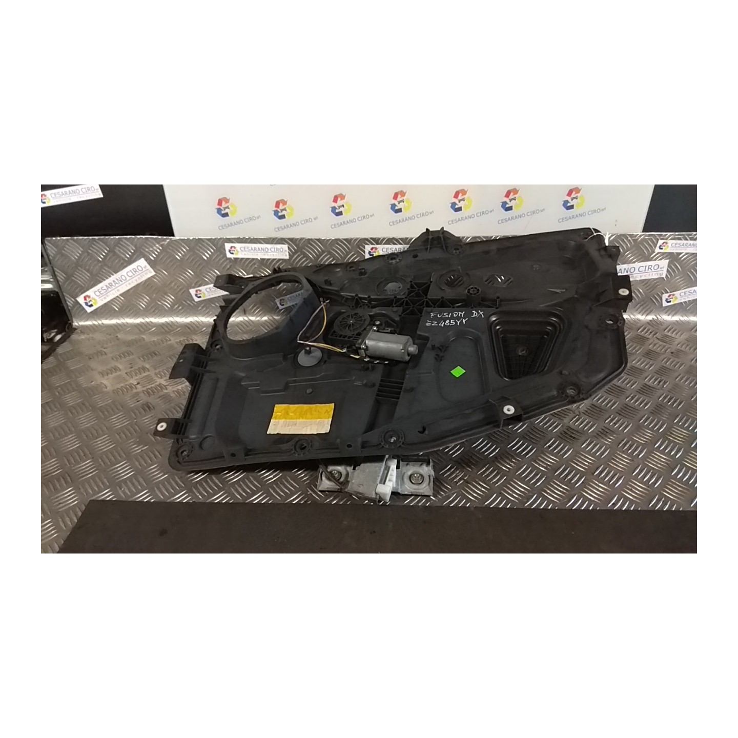 ALZACRISTALLO PORTA ANT. ELETTRICO DX. 070 FORD FUSION (CBK) (09/02-) F6JA 1554229