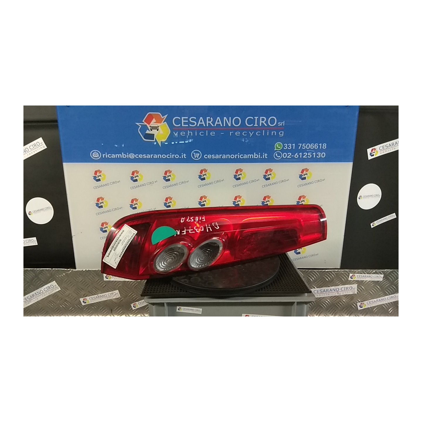 FANALE POST. SX. 119 FORD FIESTA (CBK) (12/05-12/08) FUJA 1432274