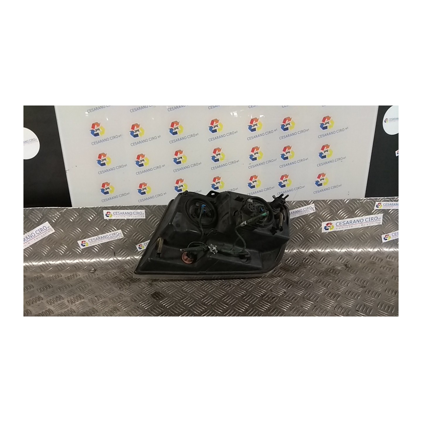 PROIETTORE DX. 013 JEEP GRAND CHEROKEE (WG) (12/95-05/ 665921 K68086538AA
