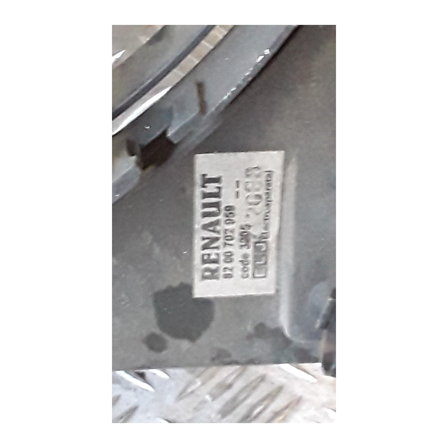 CONVOGLIATORE ARIA C/ELETTROVENTOLA 021 DACIA LOGAN (11/05-10/08) K9K87 6001548527