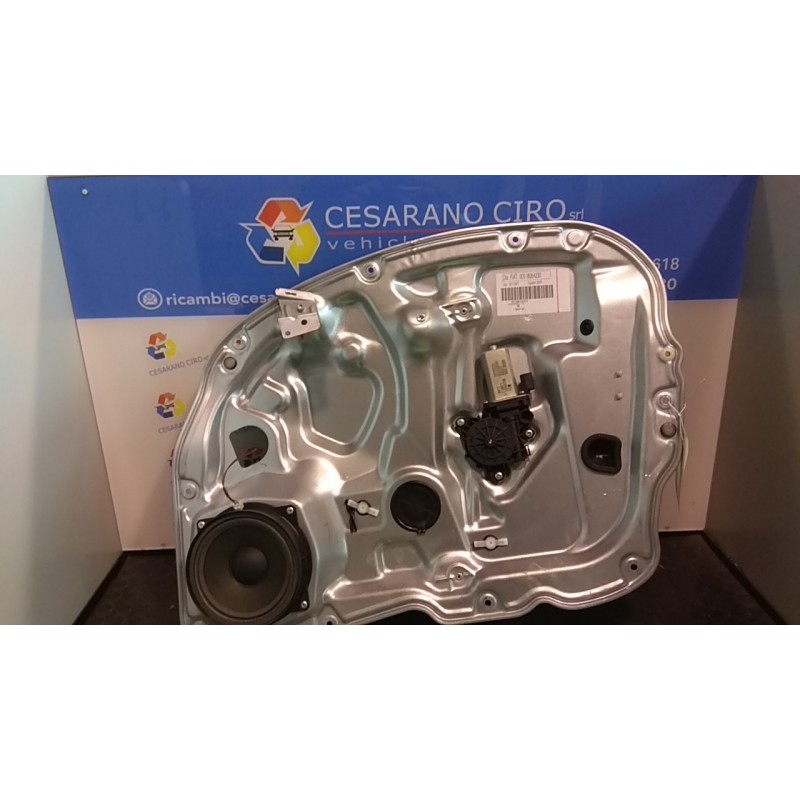 ALZACRISTALLO ELETTR. PORTA ANT. DX. 183 LANCIA MUSA (TJ) (10/07-02/11) 843A1000 71734869