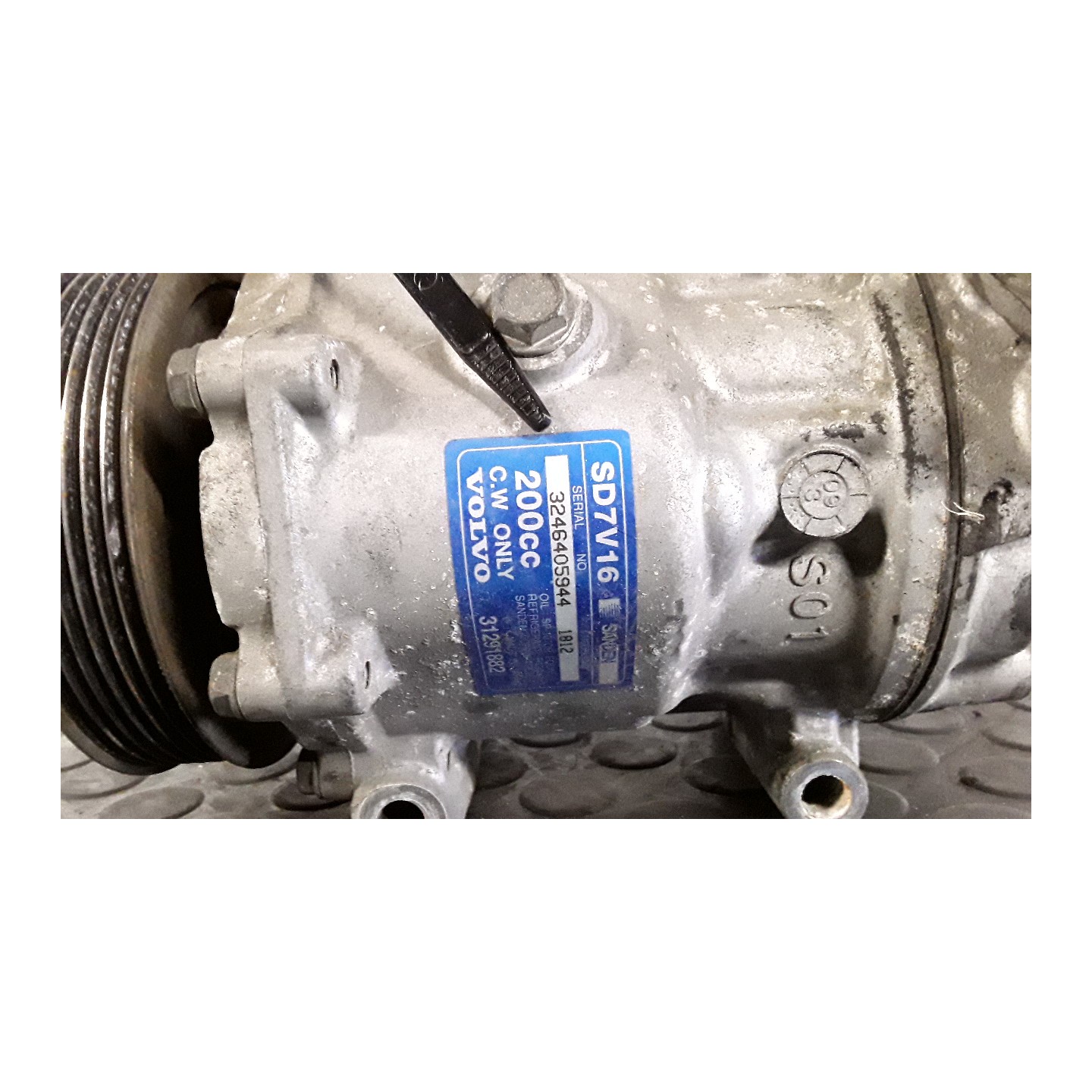 COMPRESSORE A/C 240 VOLVO V50 (02/04-12/12) D4164T 36000570