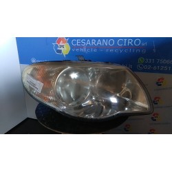 PROIETTORE DX. 044 CHRYSLER VOYAGER/GRAND VOYAGER (04/04-1 25L 04857830AC