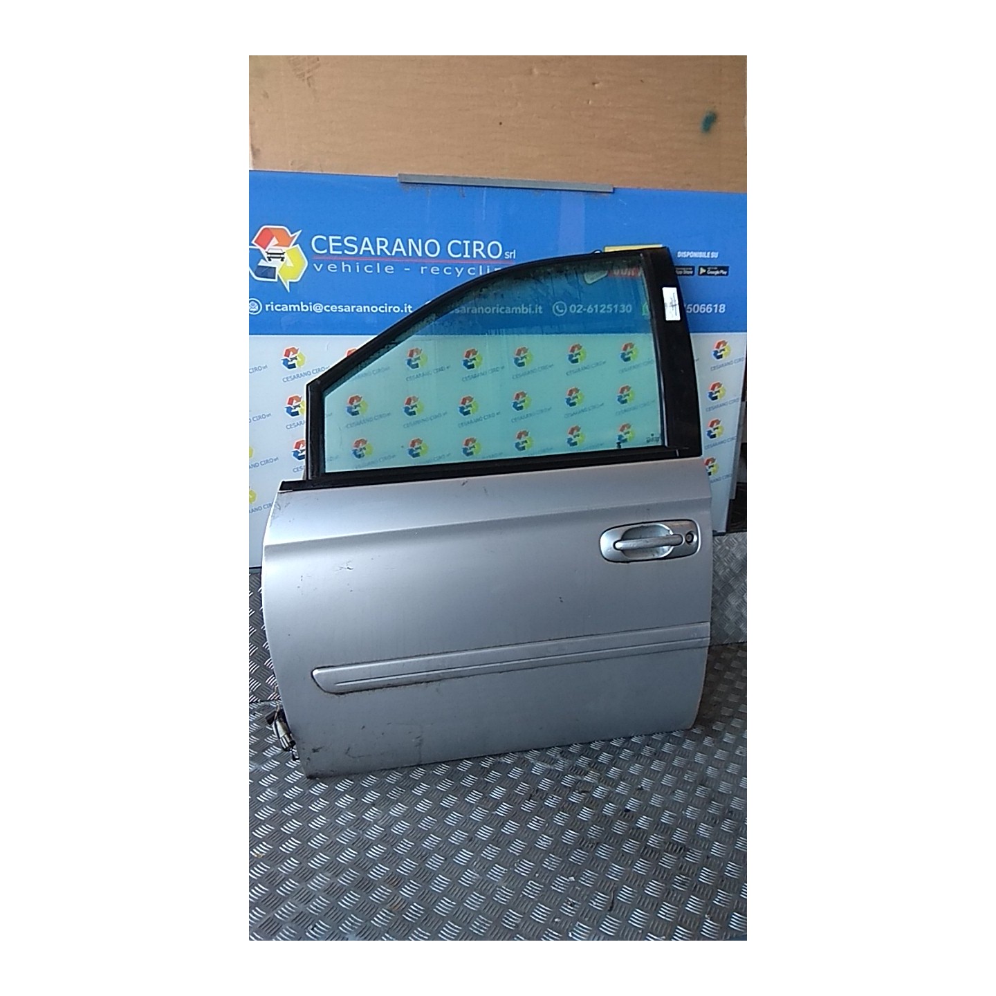 PORTA ANT. SX. 048 CHRYSLER VOYAGER/GRAND VOYAGER (04/04-1 25L 04894157AI