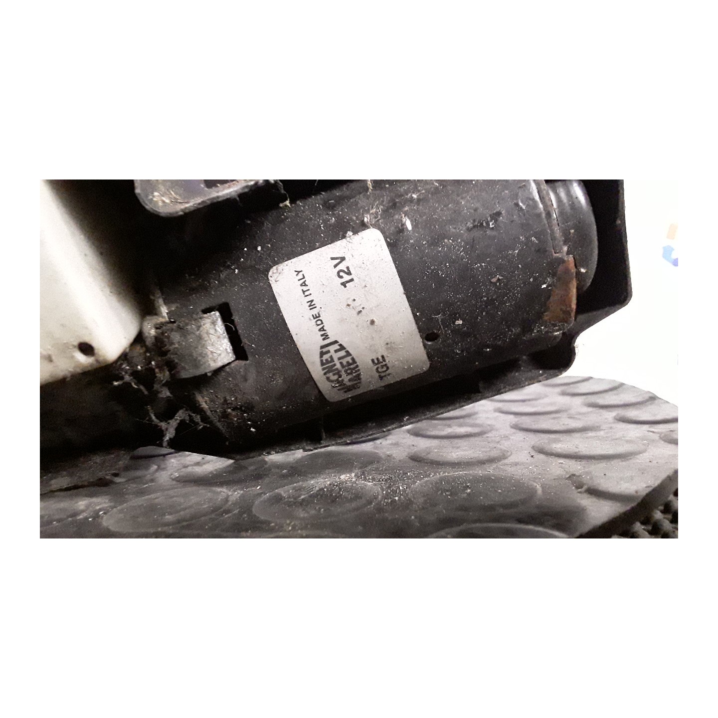 MOTORINO TERGIPARABREZZA 122 FIAT PUNTO 1A SERIE (11/93-10/99) 176B2000 9943879