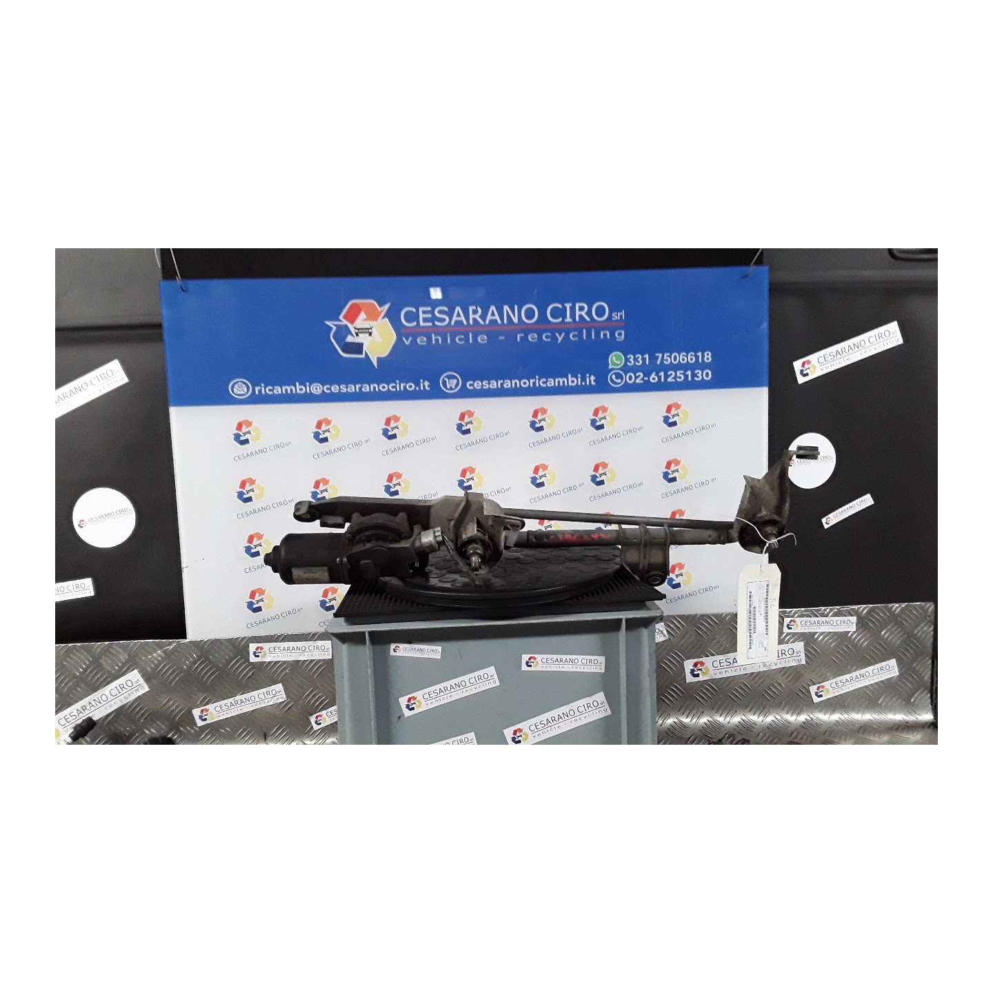 MECCANISMO TERGIPARABREZZA CON MOTORINO 153 MITSUBISHI COLT 7A SERIE (06/04-12/09) 134910 8250A225