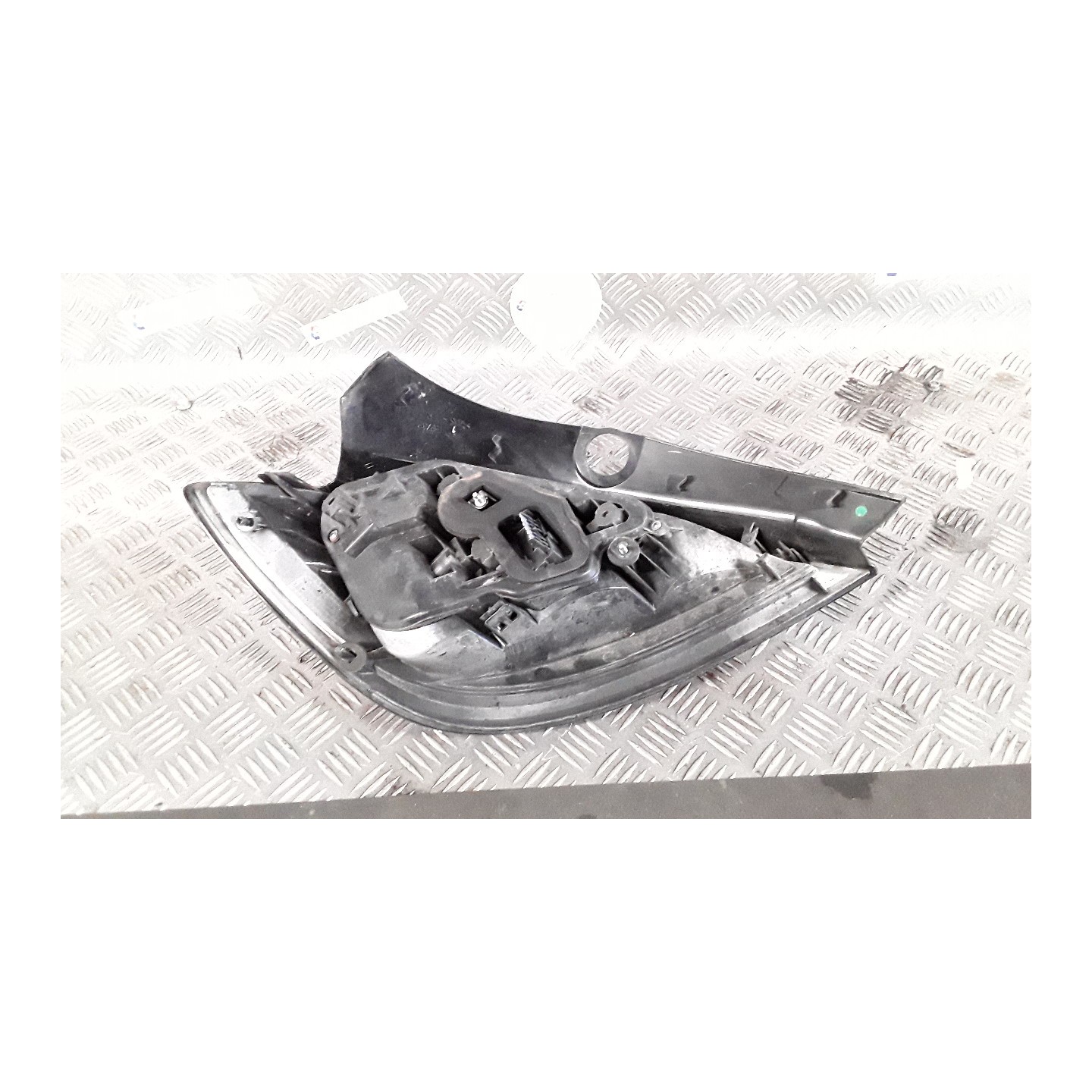 FANALE POST. HELLA DX. 046 OPEL ASTRA (A04) (01/04-03/11) Z17DTH 93190305