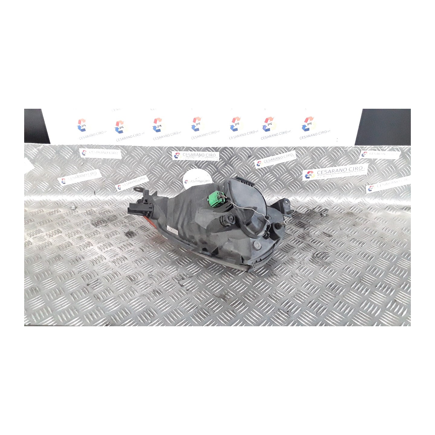 PROIETTORE SX. 050 FORD KA (CCQ) (11/96-10/08) A9A 1079425