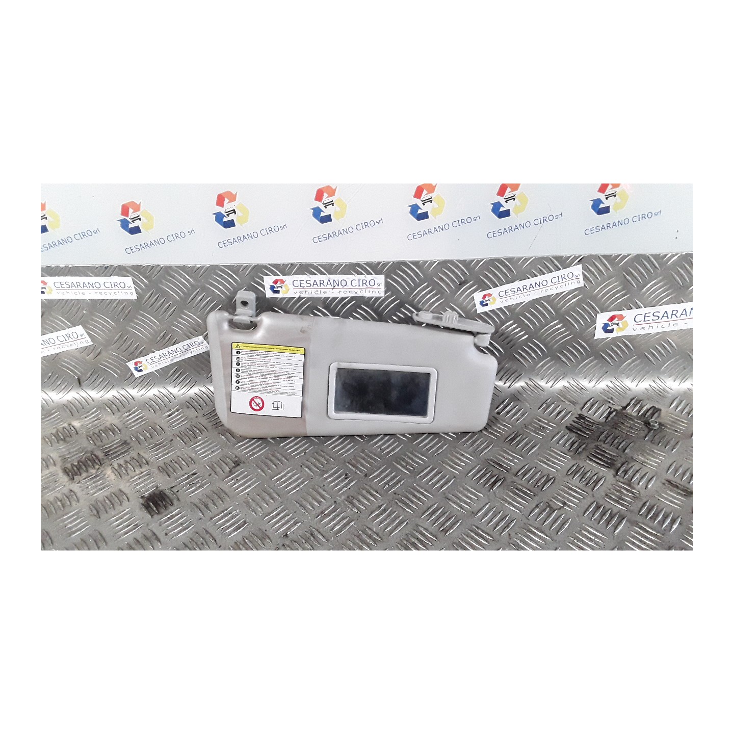 ALETTA PARASOLE PARABREZZA C/ TARGHETTA LINGIA ZONA 3 DX. 074 FIAT PUNTO EVO (3J) (08/09-07/13) 350A1000 735509468