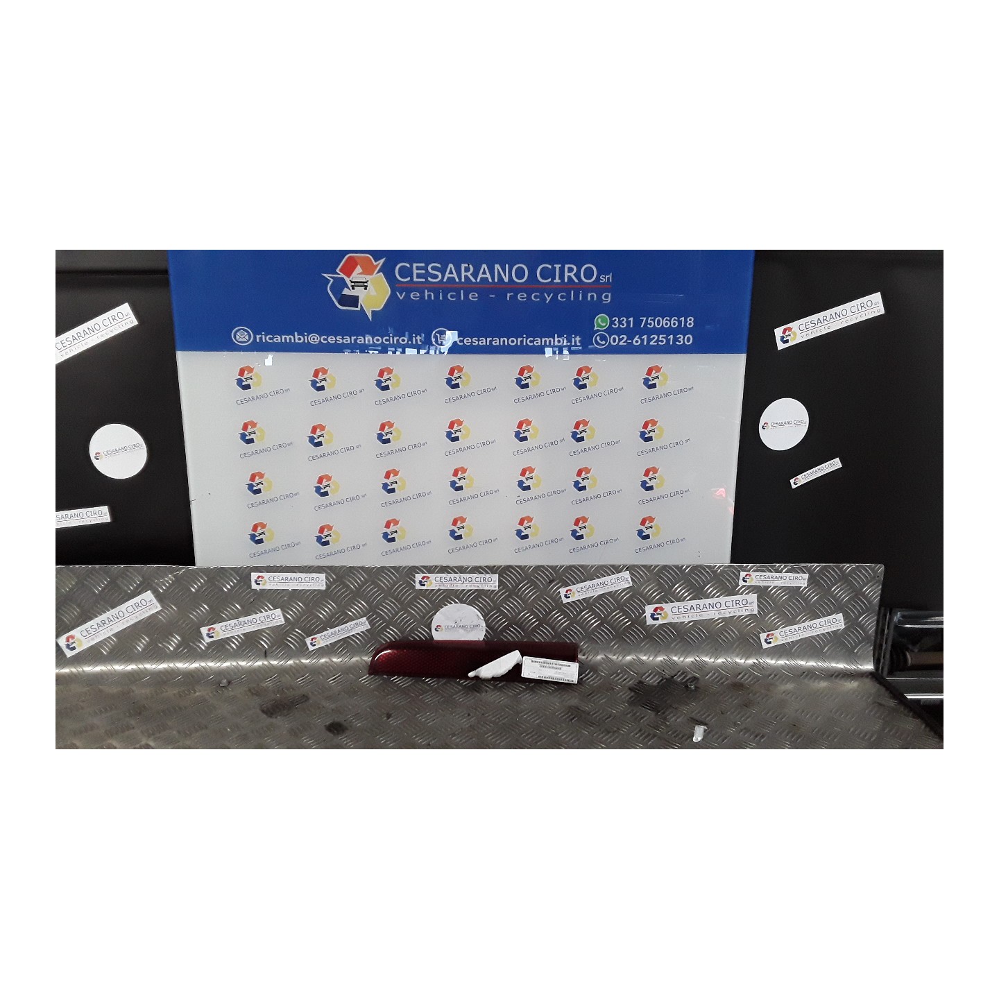 FANALE POST. PARTE SUP. DX. 088 NISSAN NOTE (E11E) (02/06-09/13) HR16 265539U00A