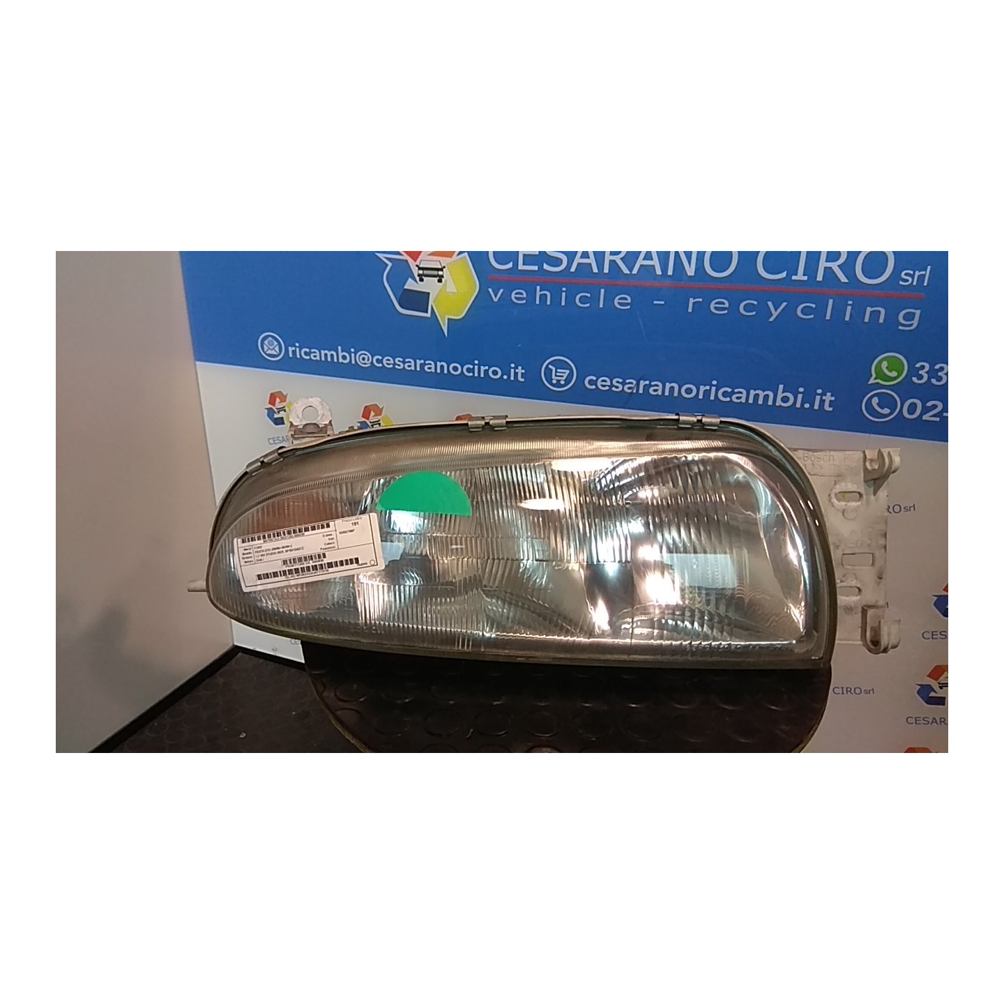 PROIETTORE DX. 230 FORD FIESTA (DX) (09/95-08/99) DHA 1042630