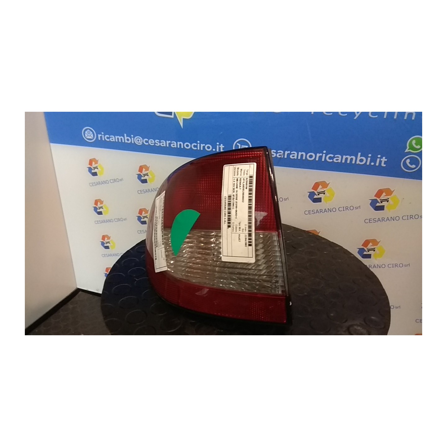FANALE POST. PARTE EST. SX. 236 RENAULT MEGANE 1A SERIE (03/99-06/03) K4JC7 7700428058
