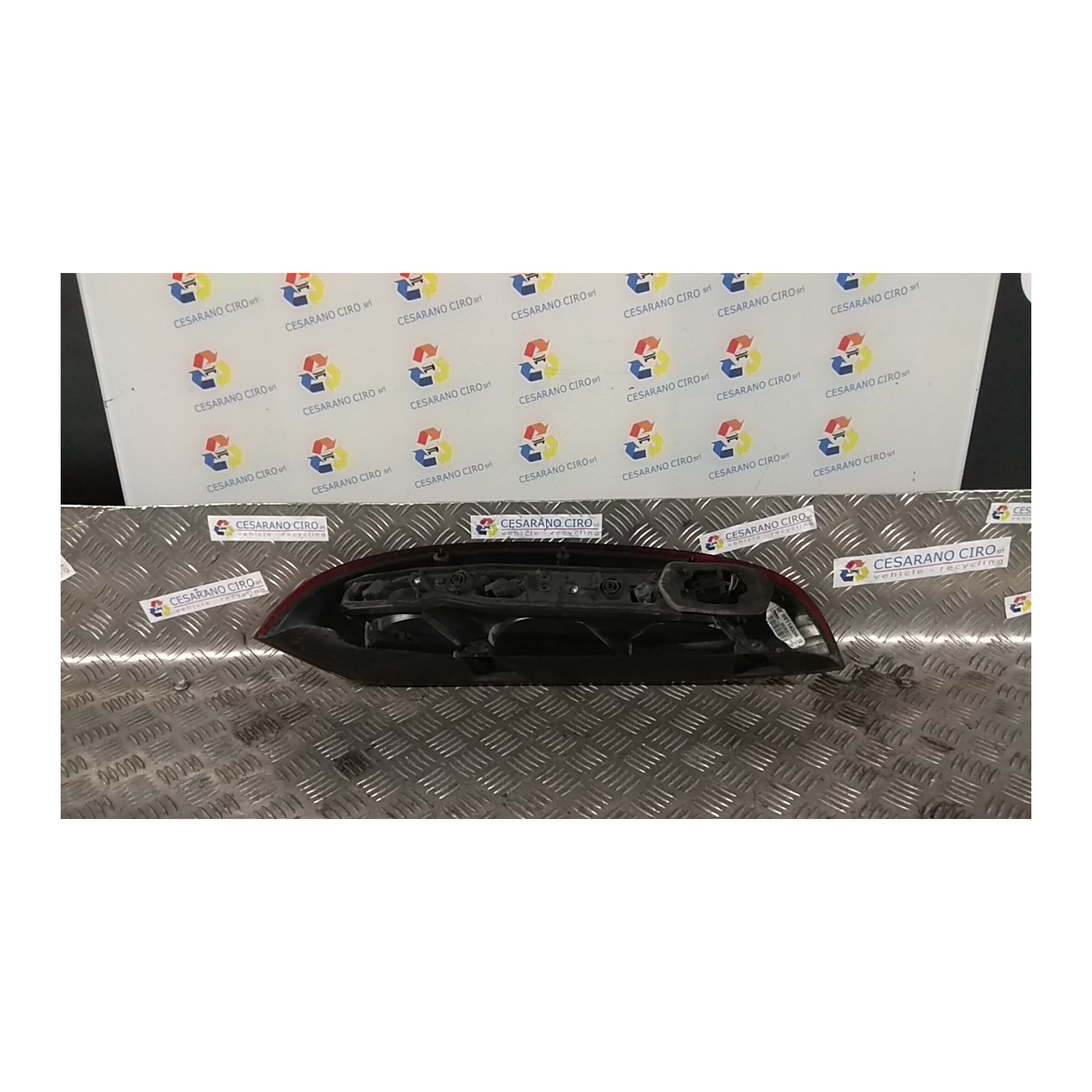 FANALE POST. TINTA SCURA SX. 065 OPEL CORSA (X01) (10/00-06/06) Z12XE 93170222