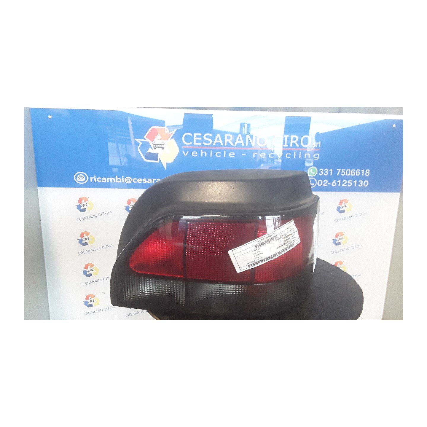 FANALE POST. DX. 008 RENAULT CLIO 1A SERIE (04/96-03/98) D7FA7 7701039013