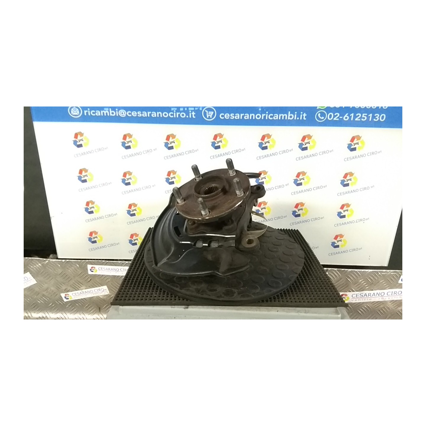 MONTANTE SOSP. ANT. DX. 070 TOYOTA PRIUS+ (06/12-) 2ZRFXE 4321102171