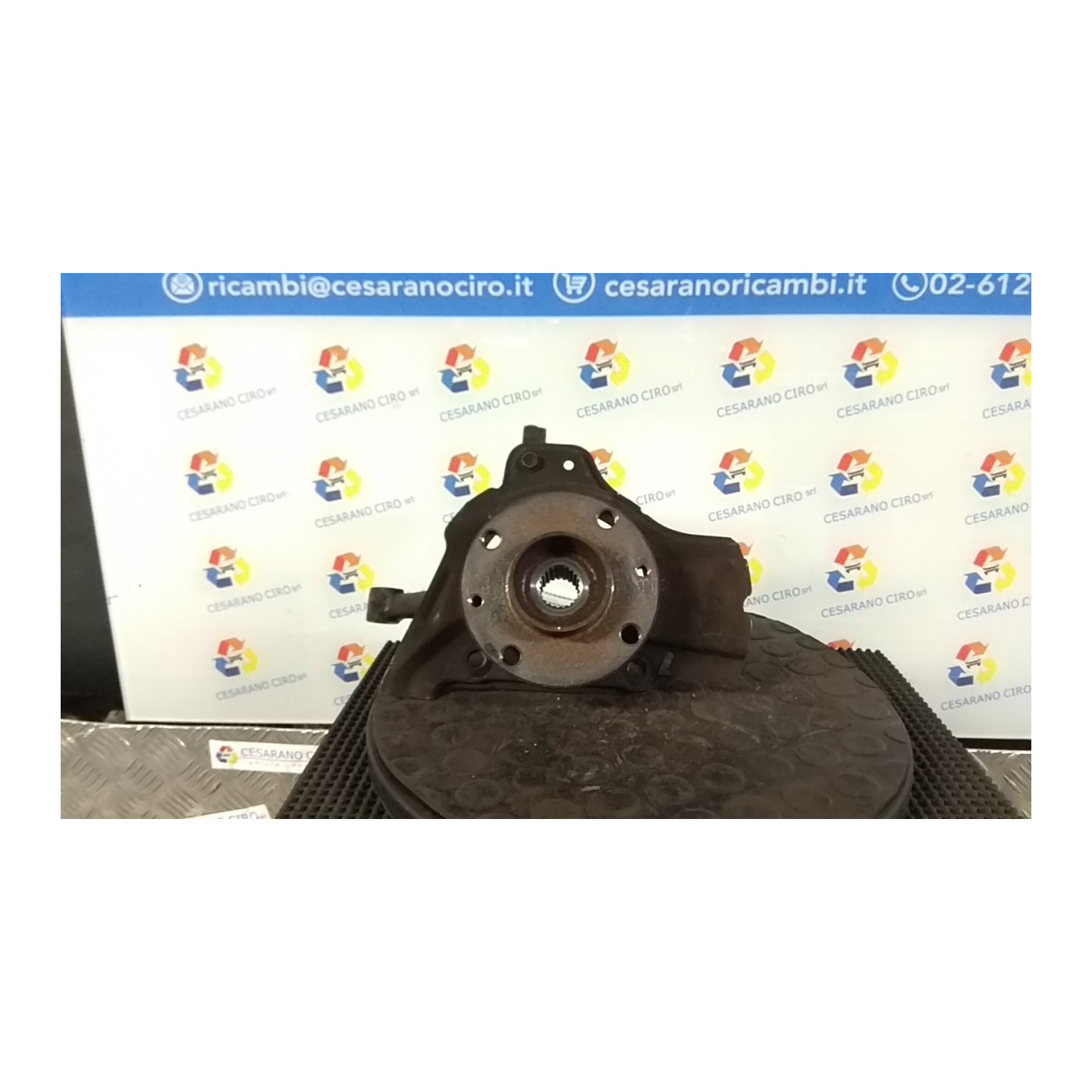 MONTANTE SOSP. ANT. SX. 110 LANCIA Y (10/00-03/04) 188A4000 7770985