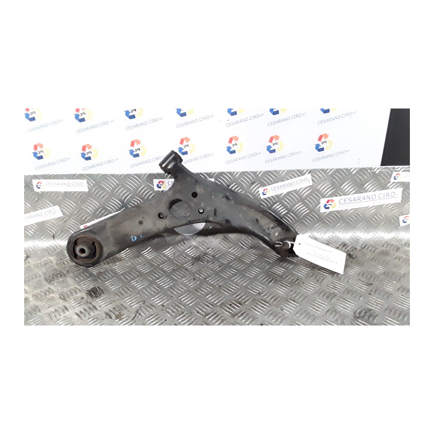 BRACCIO OSCILLANTE SOSP. ANT. DX. 094 KIA RIO 3A SERIE (08/11-09/15) D3FA 545011W000