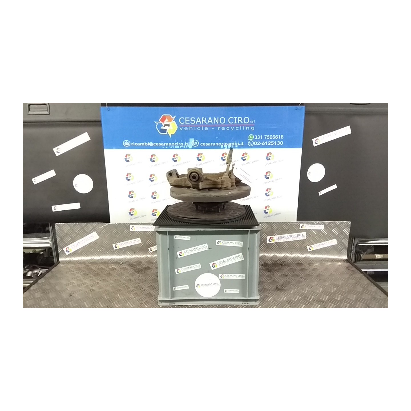 MONTANTE SOSP. POST. DX. 030 NISSAN PATHFINDER (R51M) (02/05-) YD25 43018EB300