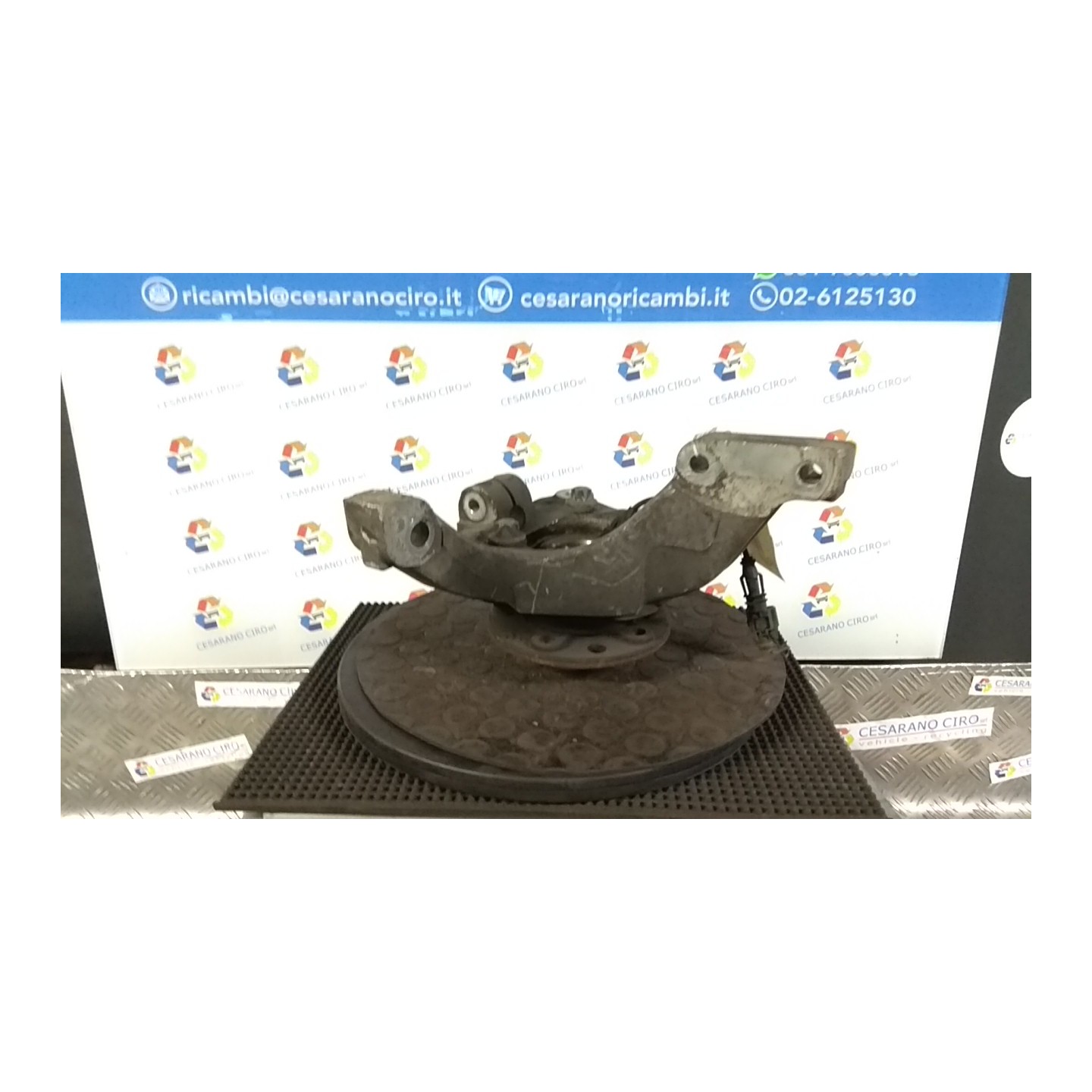 MONTANTE SOSP. ANT. DX. 103 FIAT CROMA (2T) (04/05-10/07) 939A1000 51753896