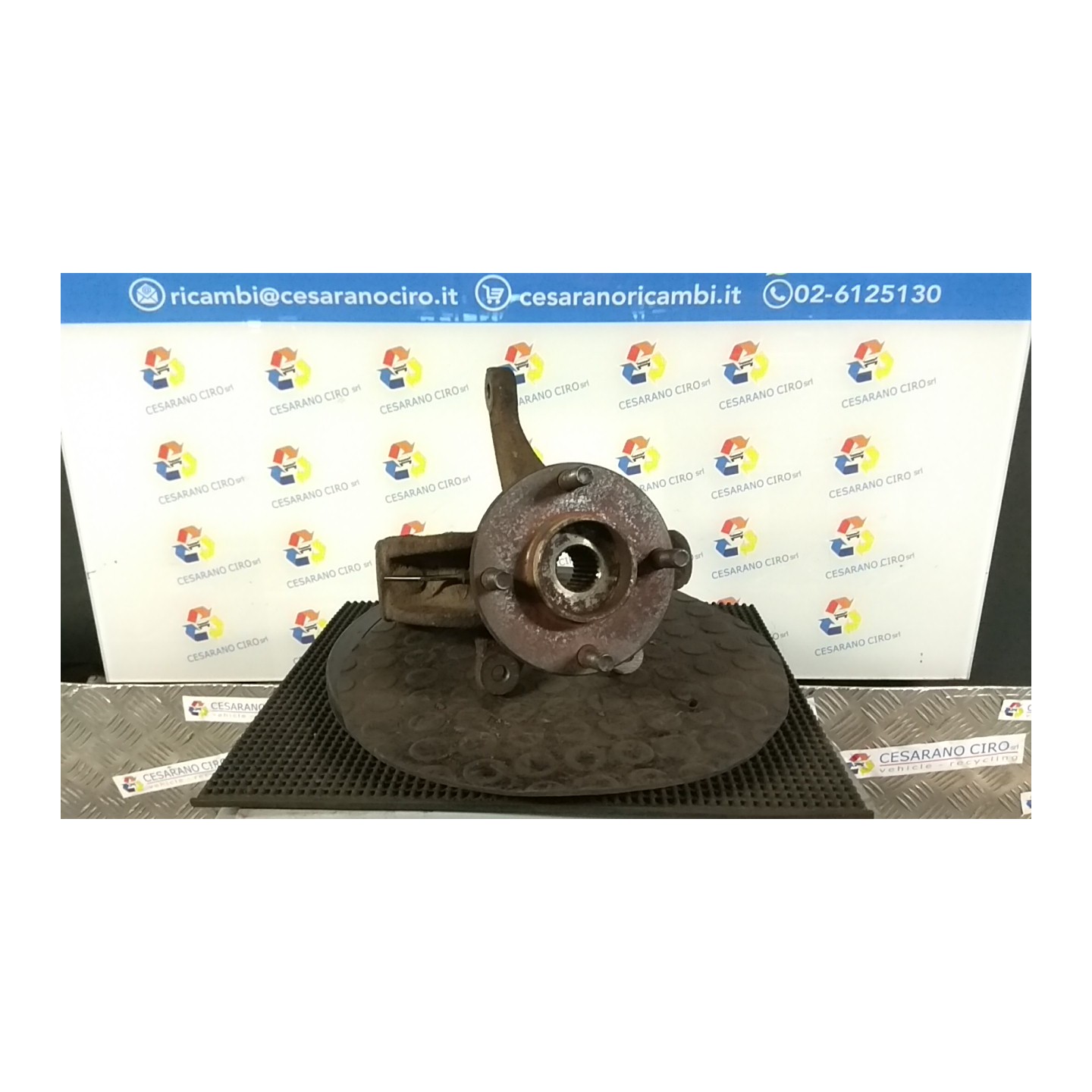 MONTANTE SOSP. ANT. C/ABS E CUSCINETTO SX. 099 MAZDA MAZDA 2 1A SERIE (02/03-08/07 F6JA DD323303X