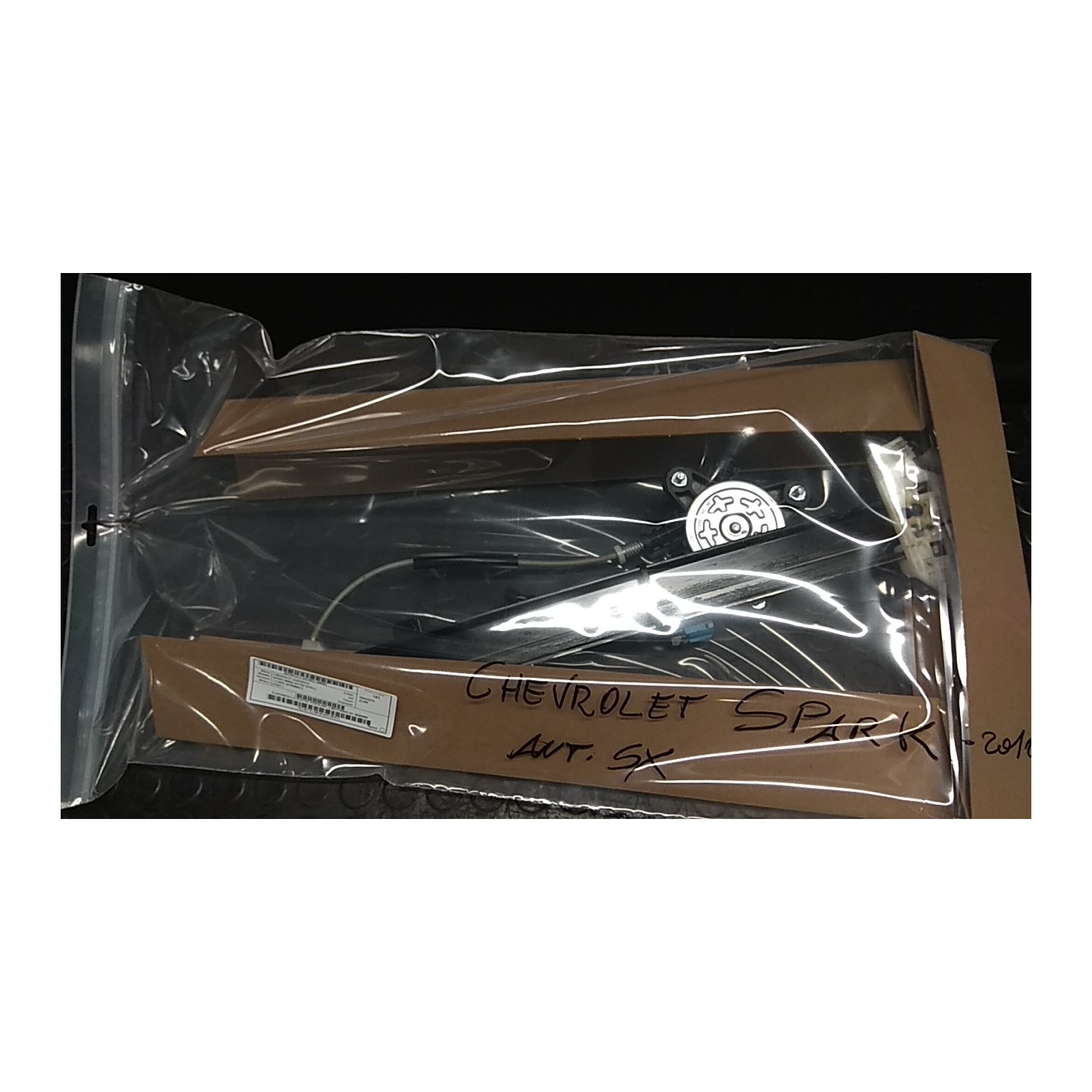 ALZACRISTALLO ELETTR. PORTA ANT. C/MOTORINO SX. 063 CHEVROLET (DAEWOO) SPARK (M300) (01/10-12/15) B10D1 95969958