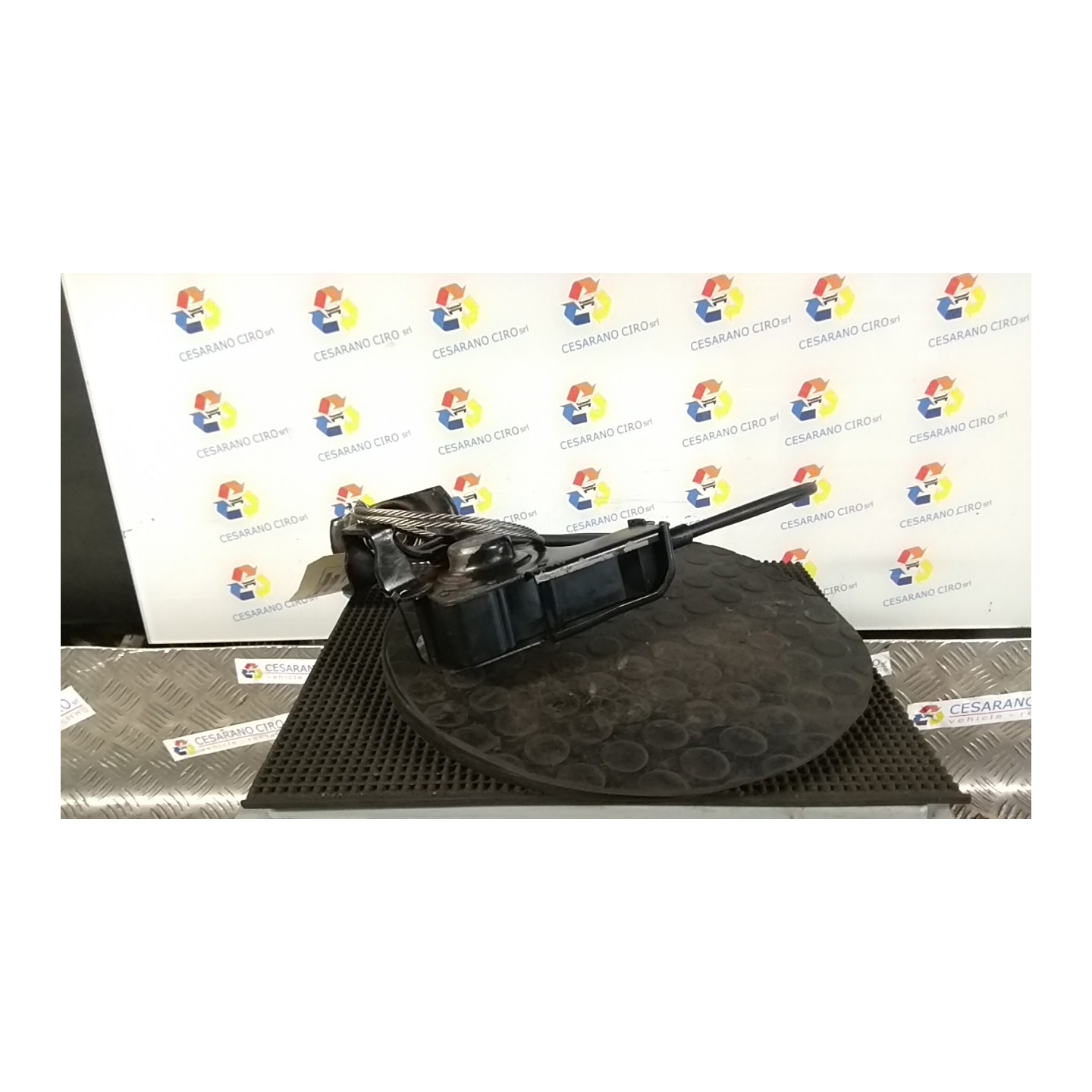ARGANO RUOTA DI SCORTA 041 PEUGEOT 308 (08/07-) 5FW NBA012017033017