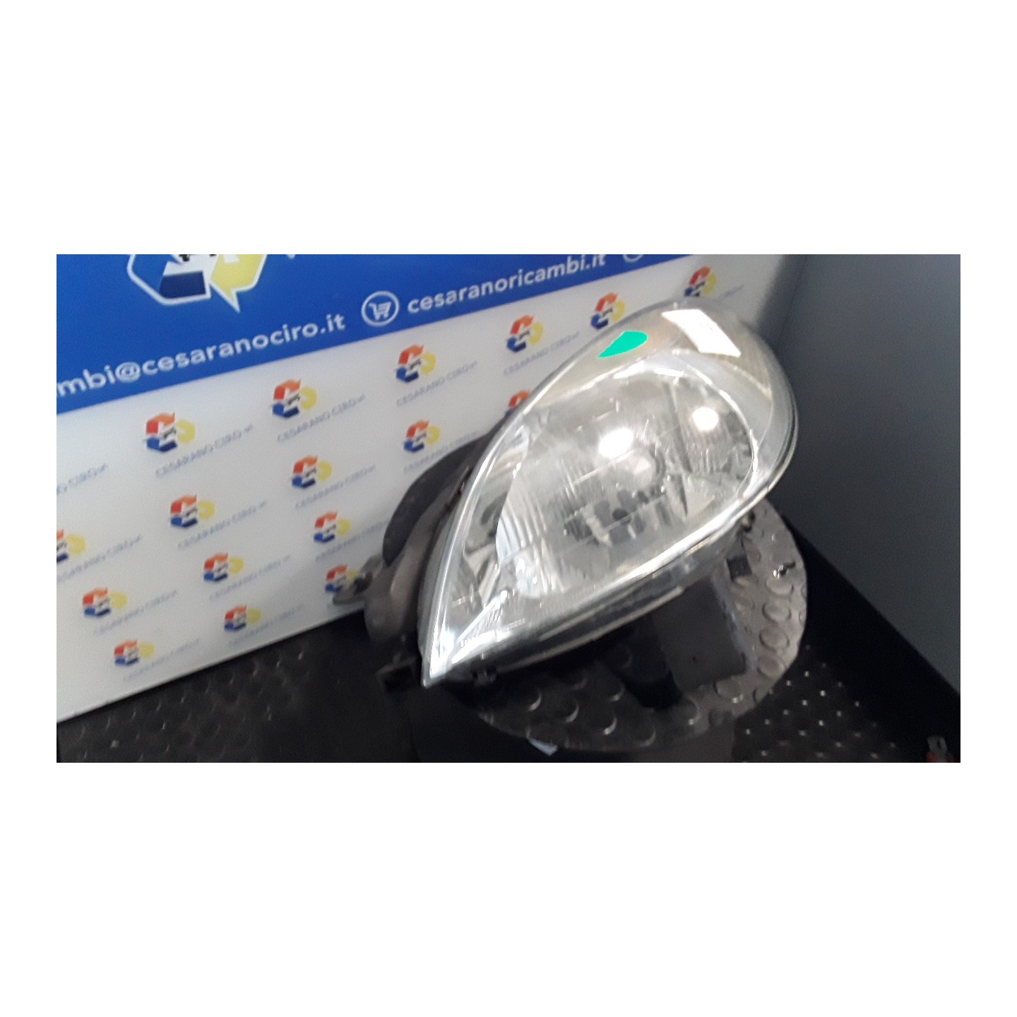 PROIETTORE SX. 104 CITROEN XSARA PICASSO (12/99-01/10) 9HZ 6204W0