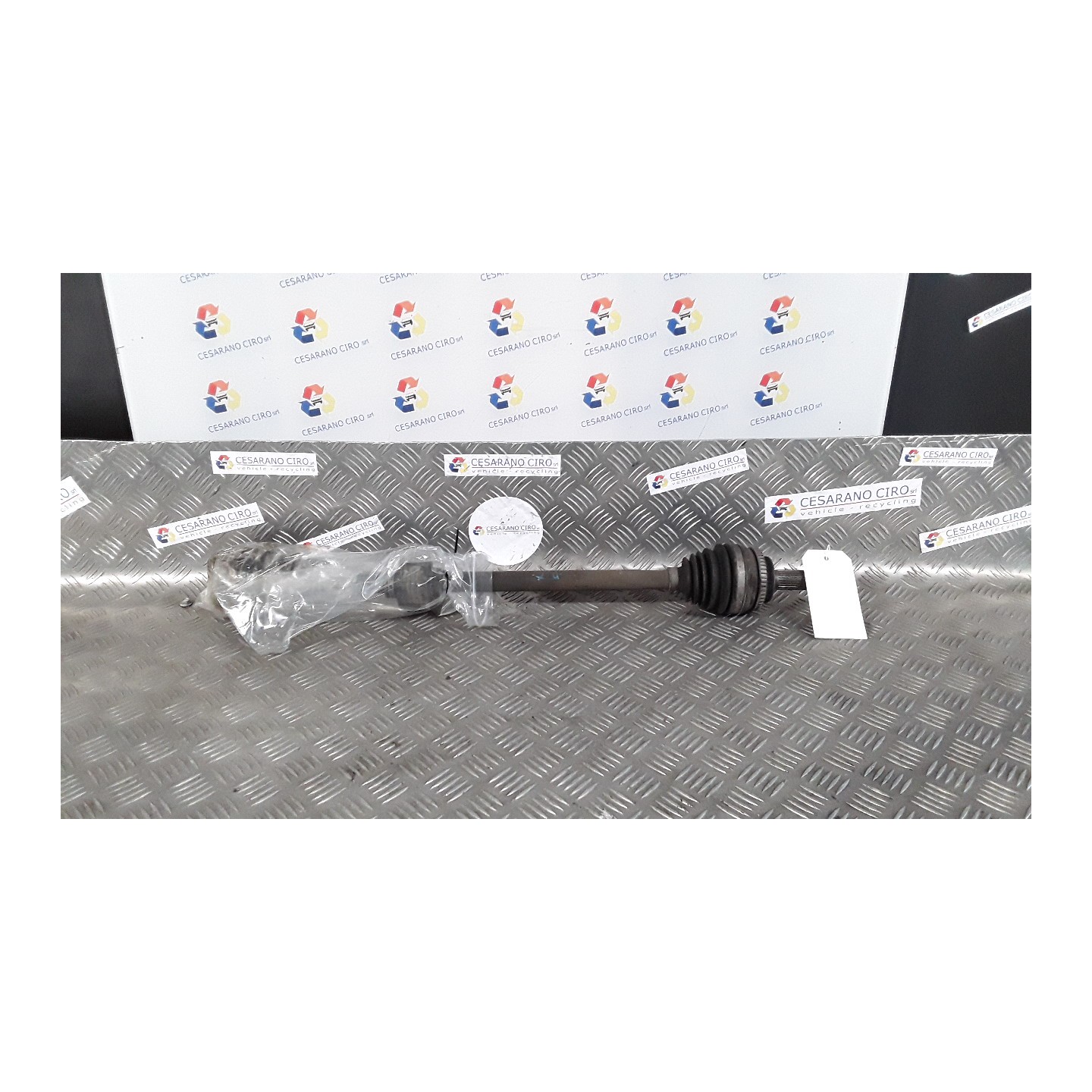 SEMIALBERO ANT. COMPL. 03- DX. 003 TOYOTA YARIS (10/01-11/05)     (FRP) 1NDTV 434100D150