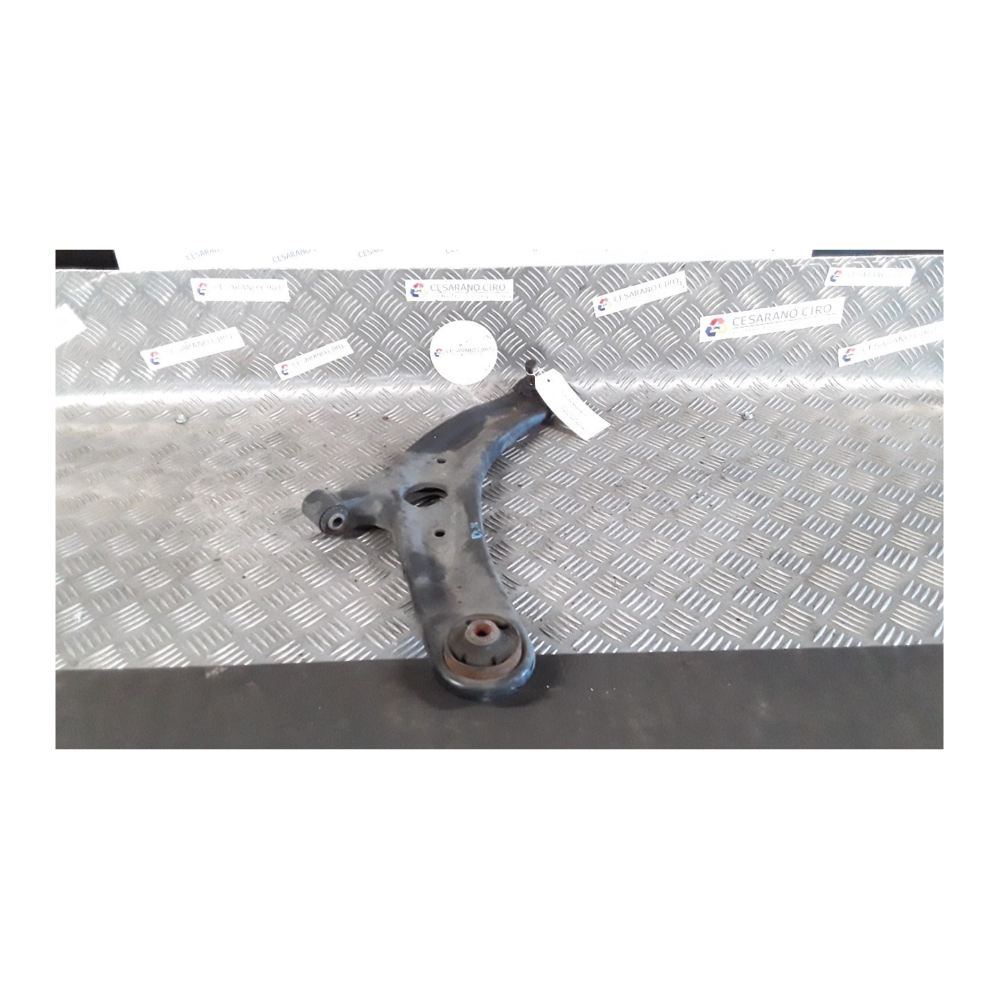 BRACCIO OSCILLANTE SOSP. ANT. DX. 034 KIA SOUL (03/09-) D4FB 545012K300