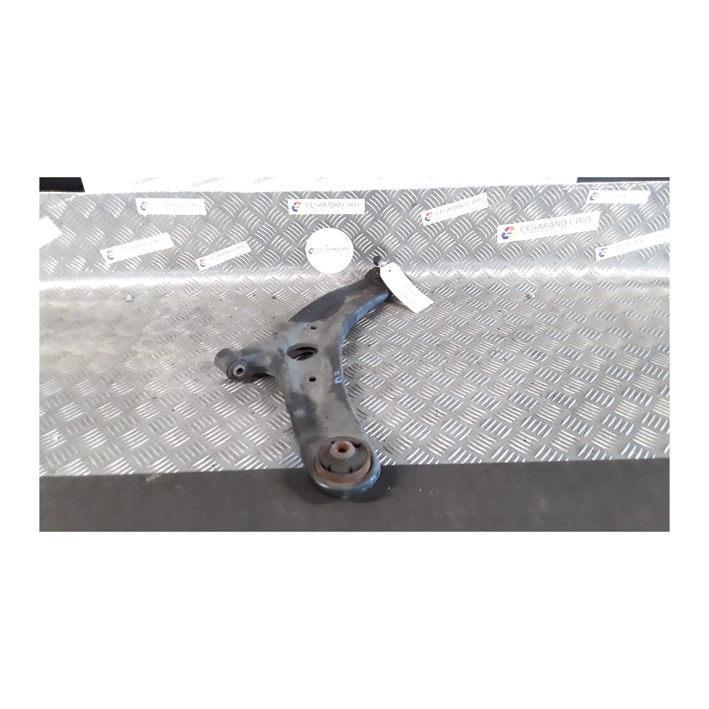 BRACCIO OSCILLANTE SOSP. ANT. DX. 034 KIA SOUL (03/09-) D4FB 545012K300