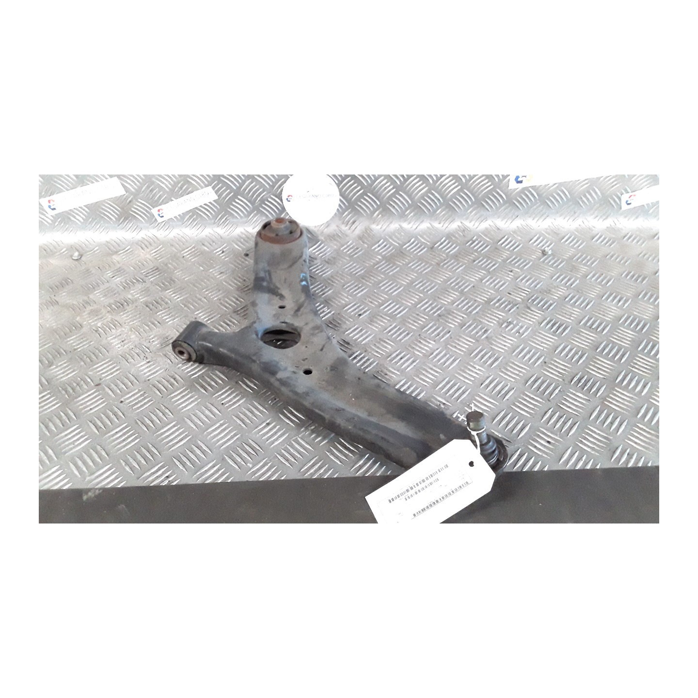 BRACCIO OSCILLANTE SOSP. ANT. SX. 035 KIA SOUL (03/09-) D4FB 545002K300