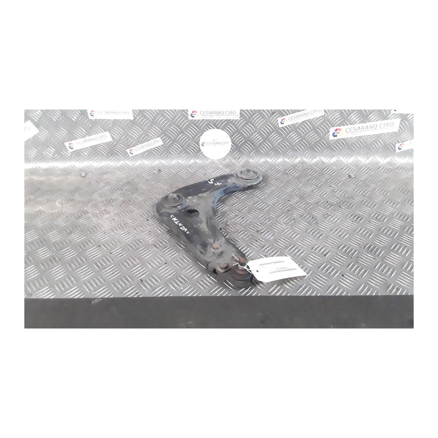BRACCIO OSCILLANTE SOSP. ANT. SX. 025 FORD KA (CCQ) (11/96-10/08) A9A 1063988