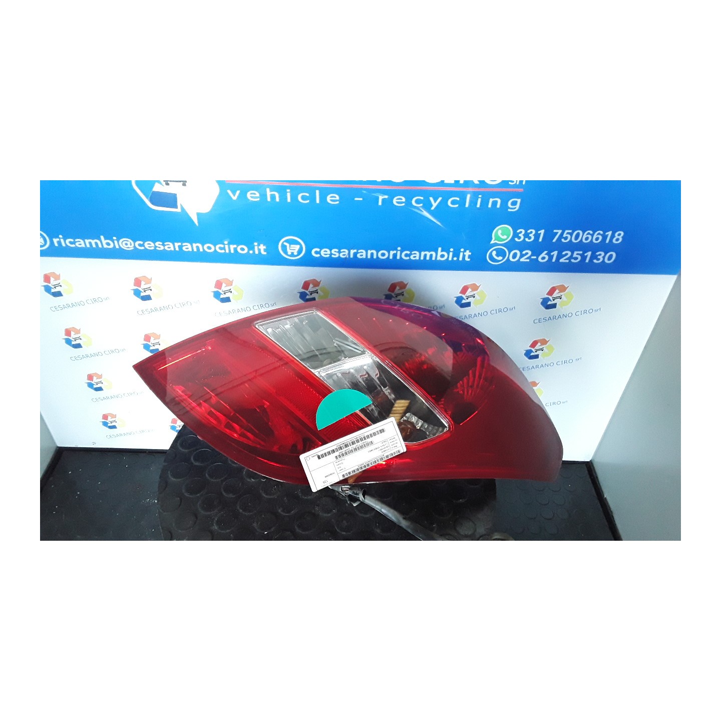 FANALE POST. DX. 015 HYUNDAI I20 (01/09-) G4LA 924201J000